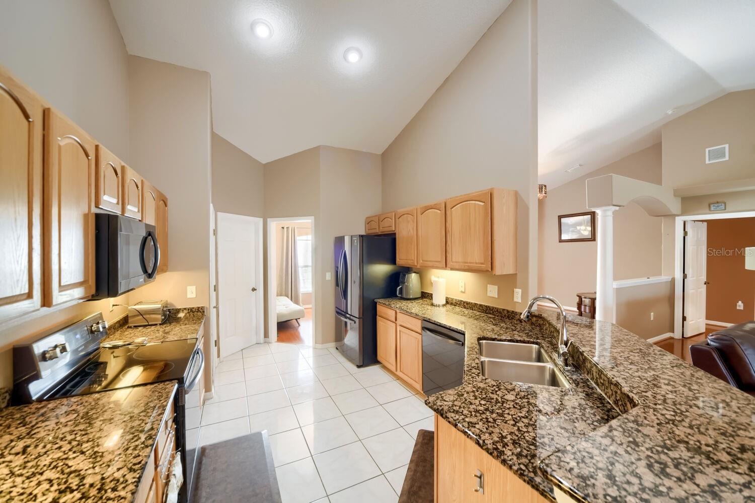 TAVARES GROVES AT BAYTREE PH 03 - Residential