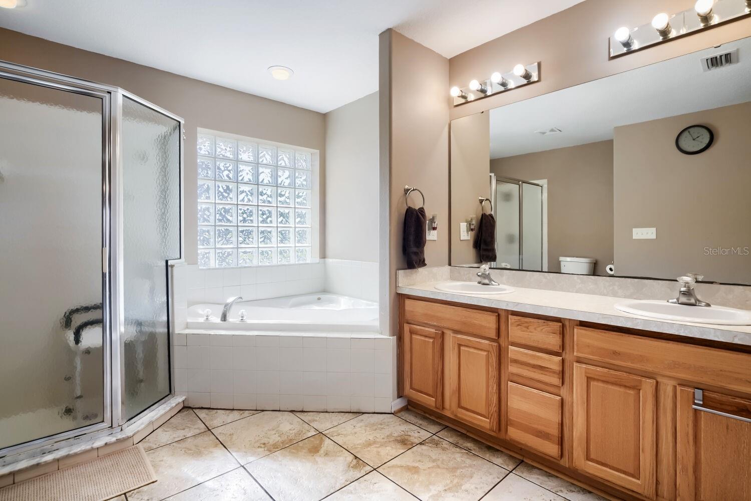 TAVARES GROVES AT BAYTREE PH 03 - Residential