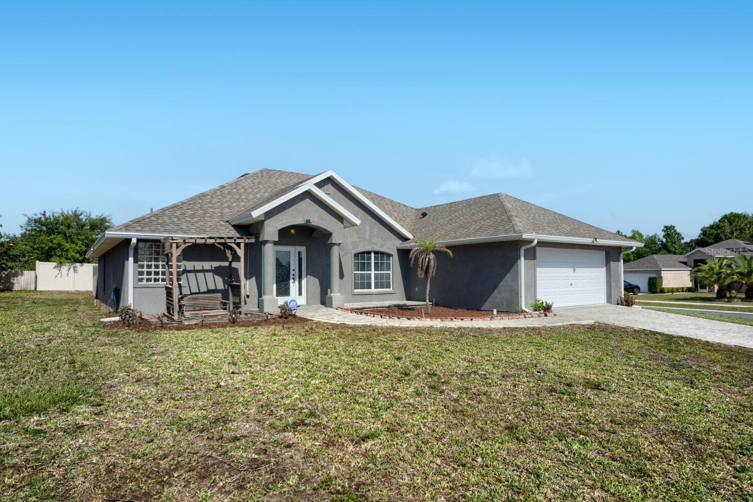 TAVARES GROVES AT BAYTREE PH 03 - Residential