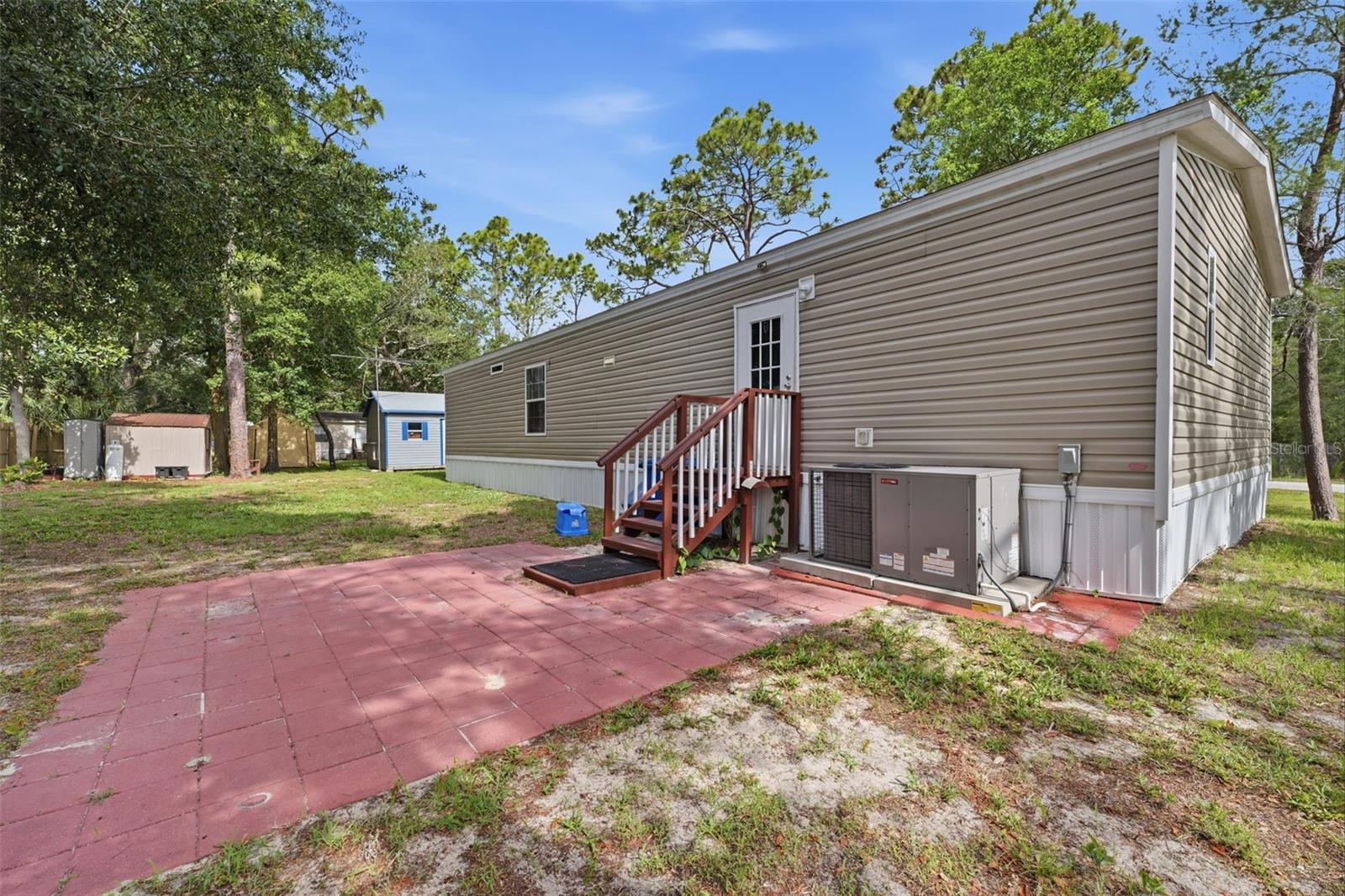 WEEKI WACHEE ACRES ADD - Residential