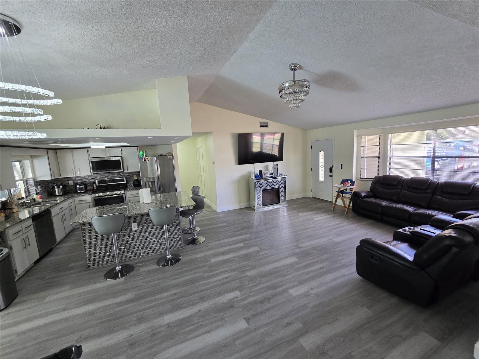 SPRING HILL - Residential