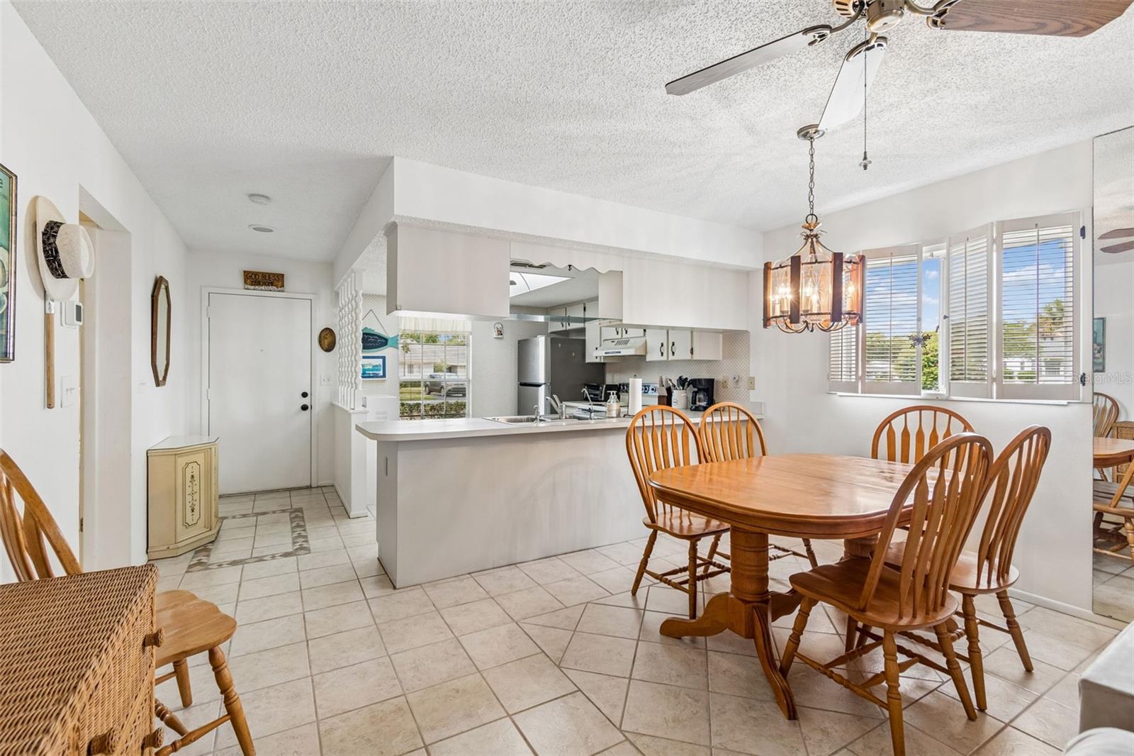 VILLAGE WOODS CONDO PH 01 - Residential