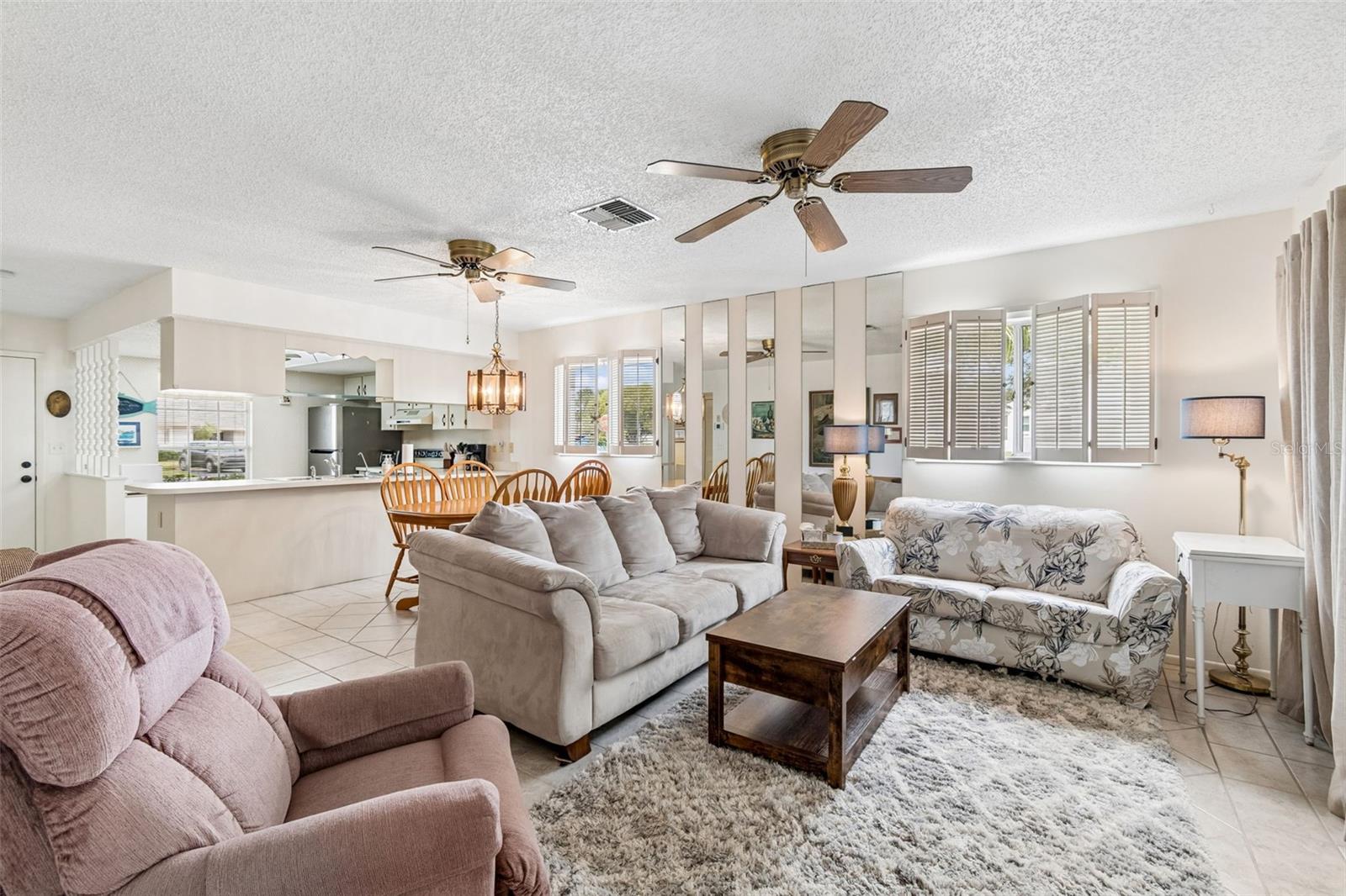 VILLAGE WOODS CONDO PH 01 - Residential