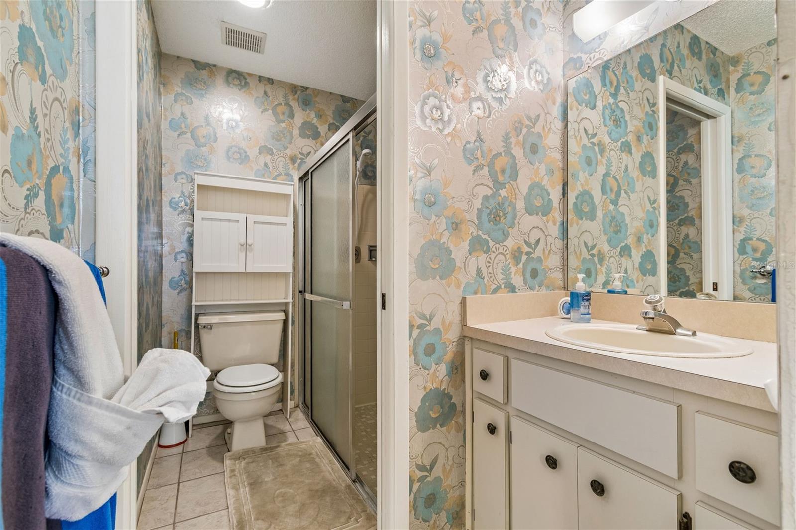 VILLAGE WOODS CONDO PH 01 - Residential