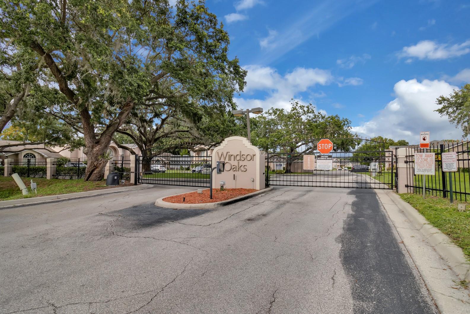 WINDSOR OAKS - Residential