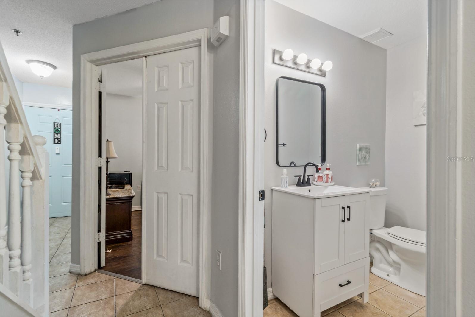 WINDSOR OAKS - Residential