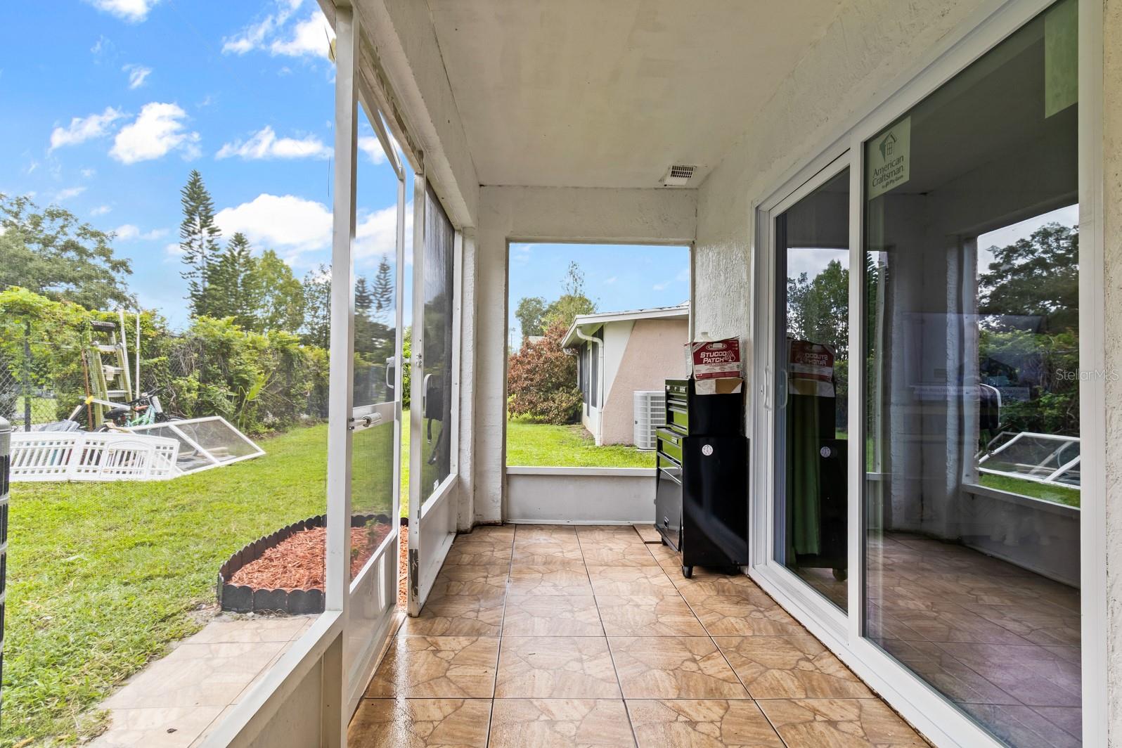 WINDSOR OAKS - Residential