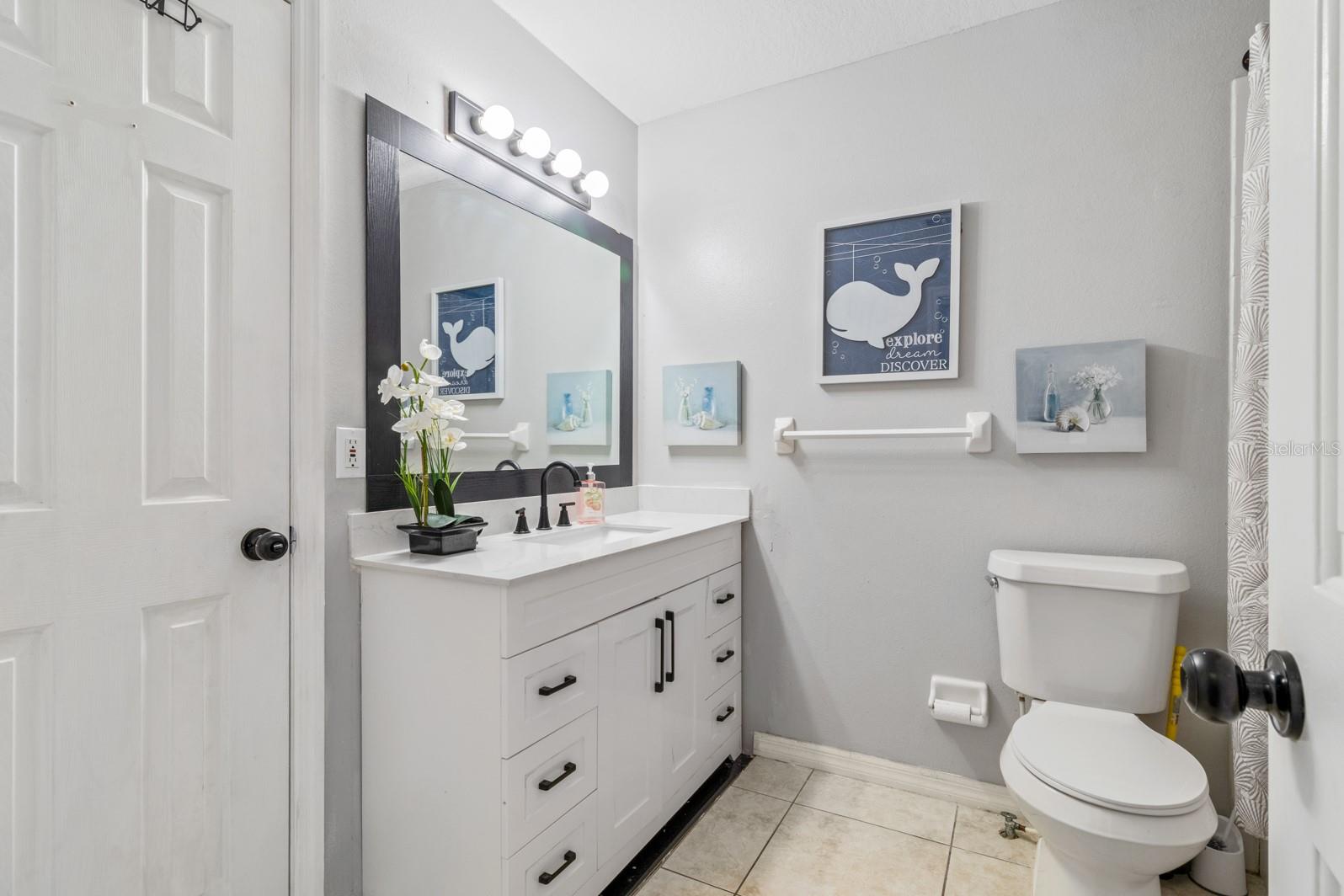 WINDSOR OAKS - Residential