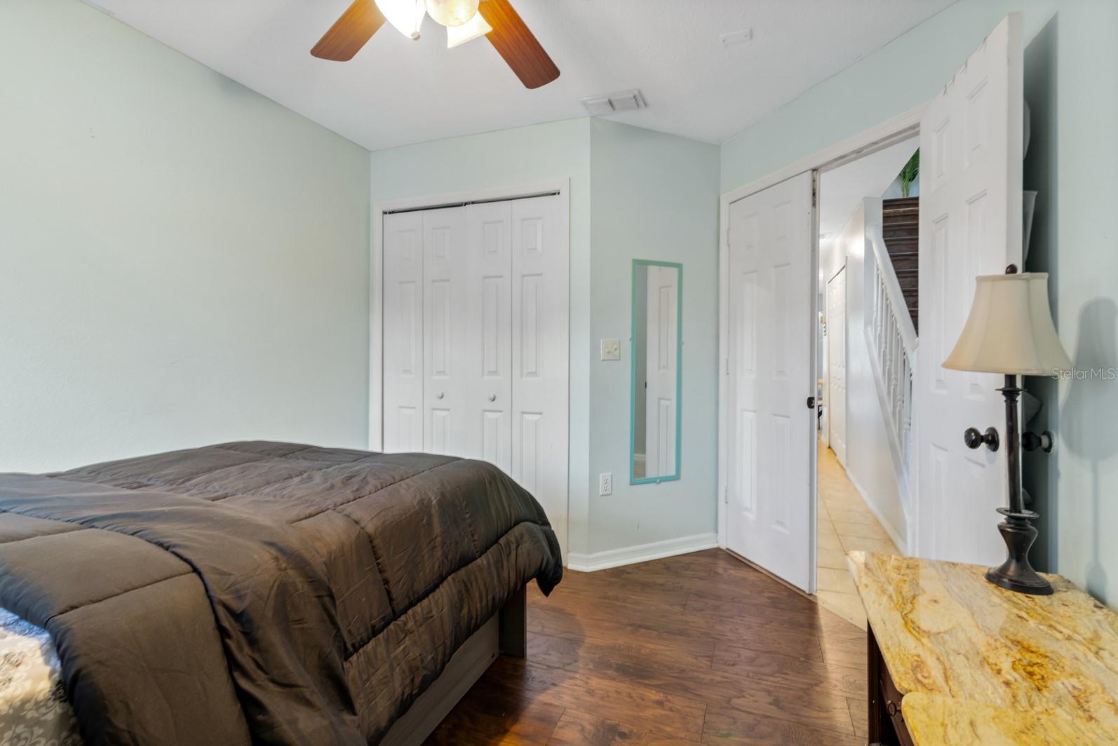 WINDSOR OAKS - Residential