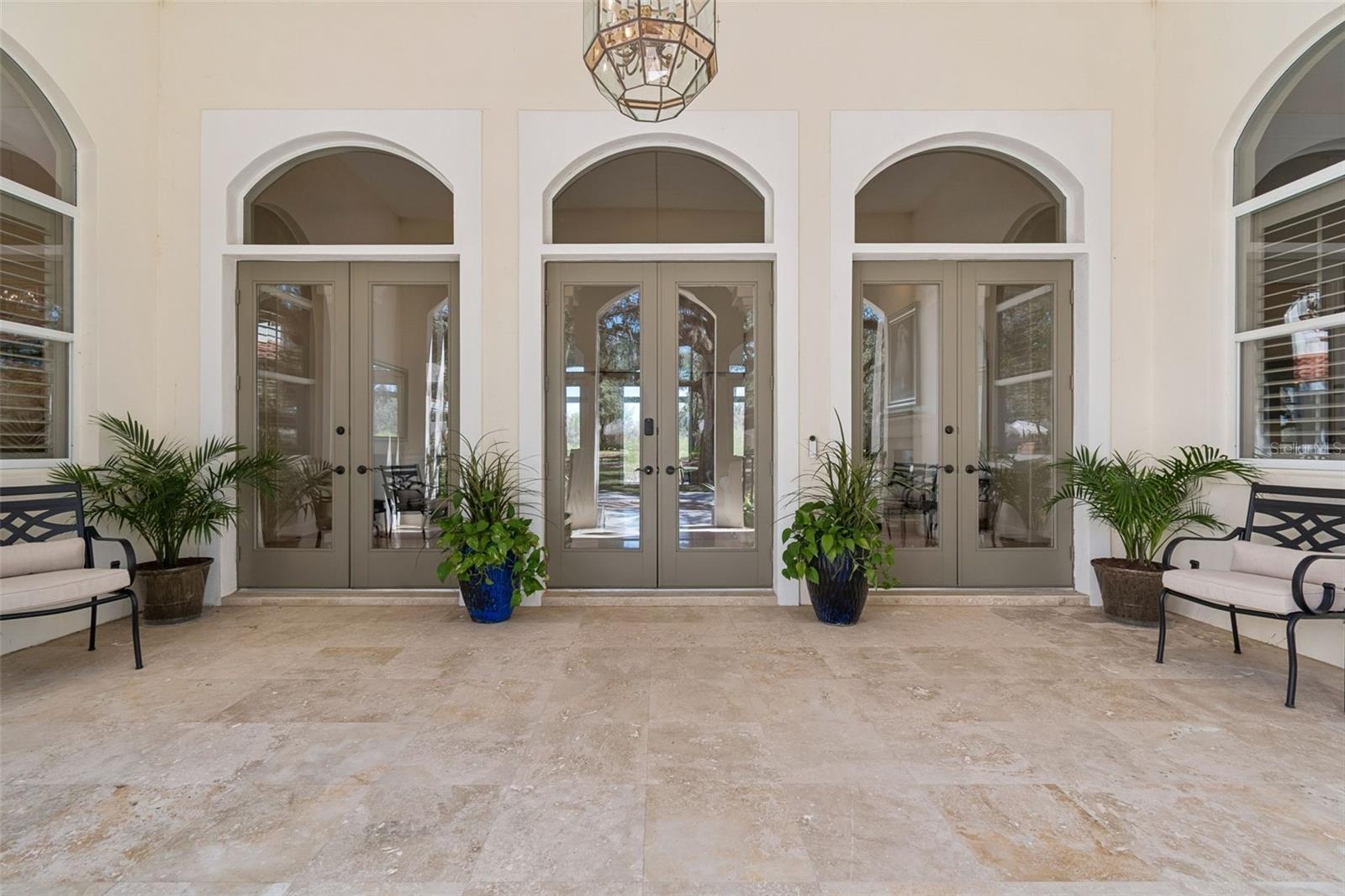 WATERFORD ON LAKE BERNADETTE - Residential