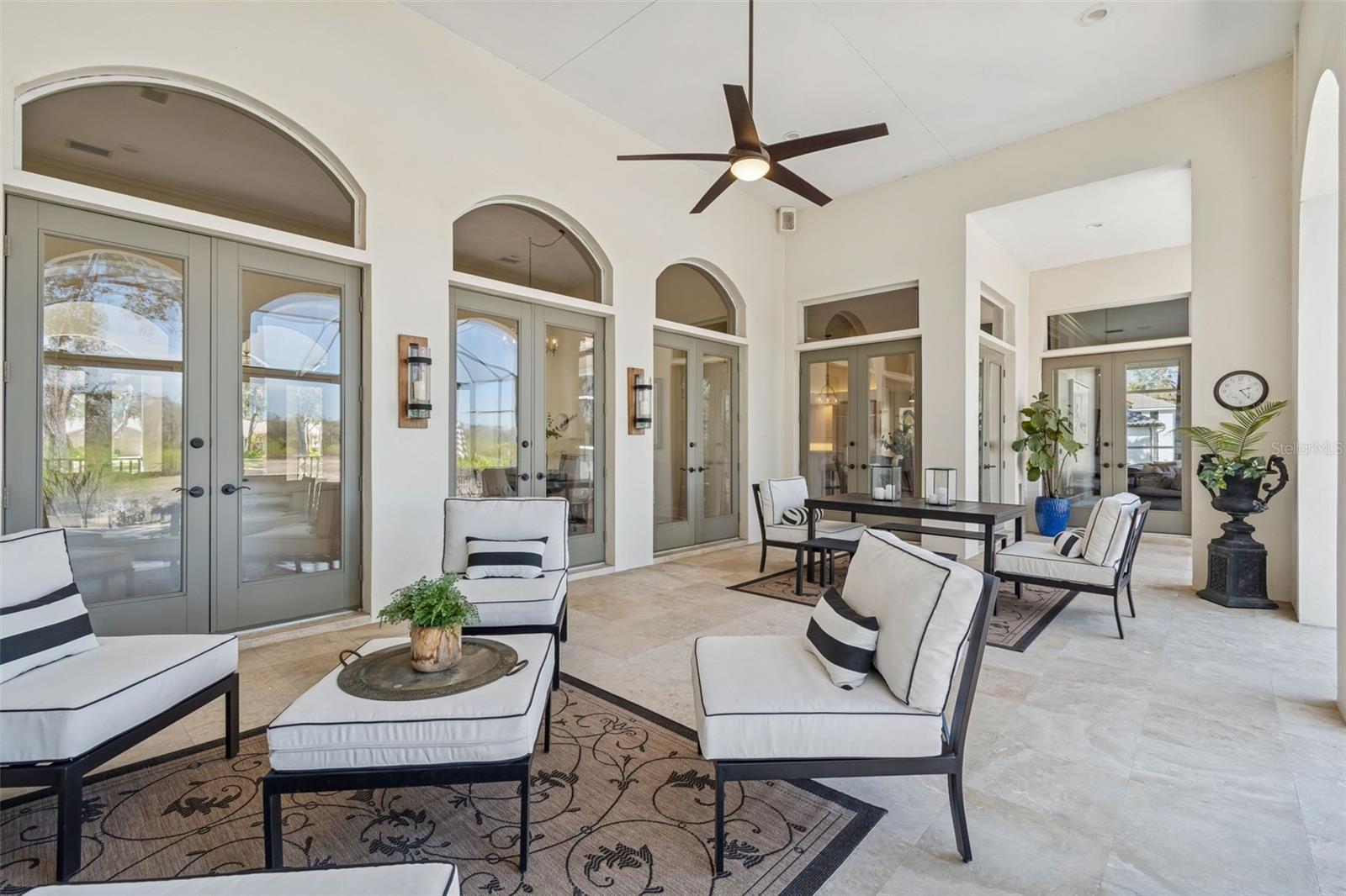 WATERFORD ON LAKE BERNADETTE - Residential