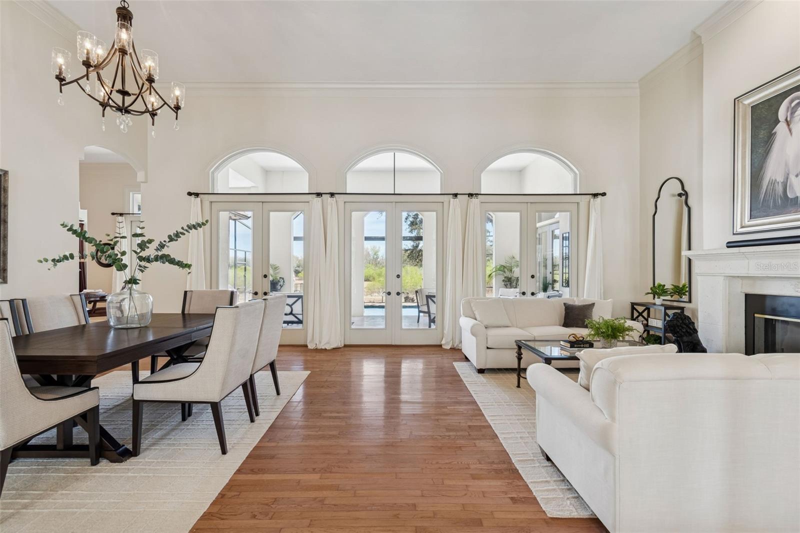 WATERFORD ON LAKE BERNADETTE - Residential