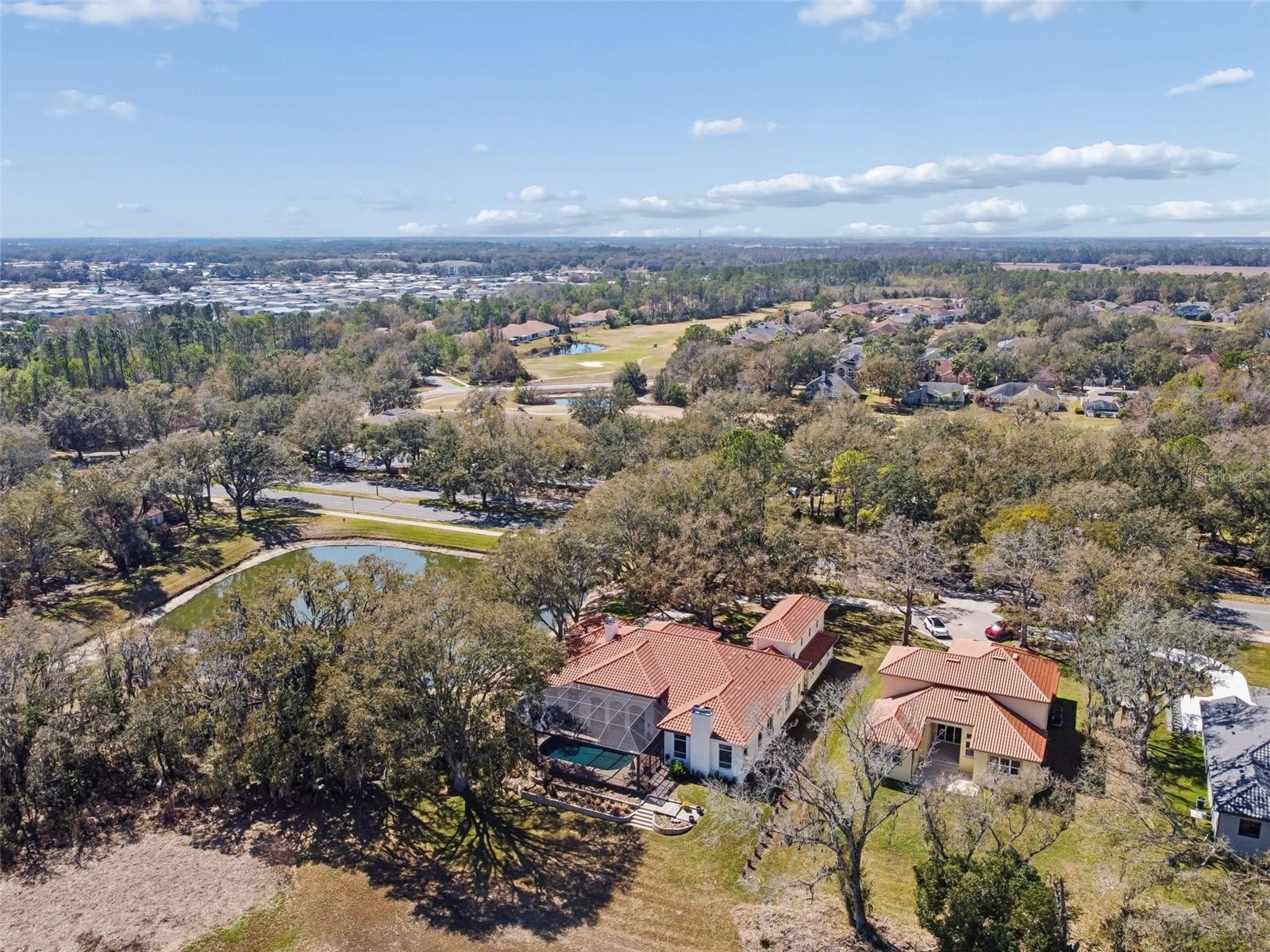 WATERFORD ON LAKE BERNADETTE - Residential