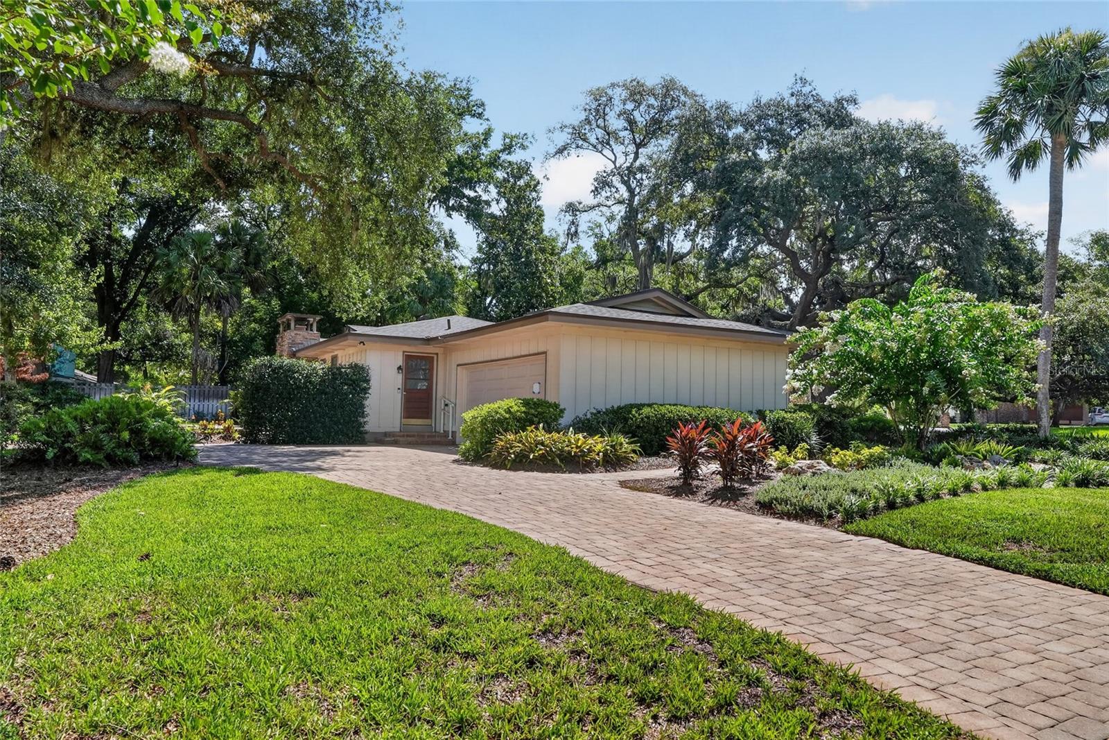 WINDERMERE DOWNS - Residential