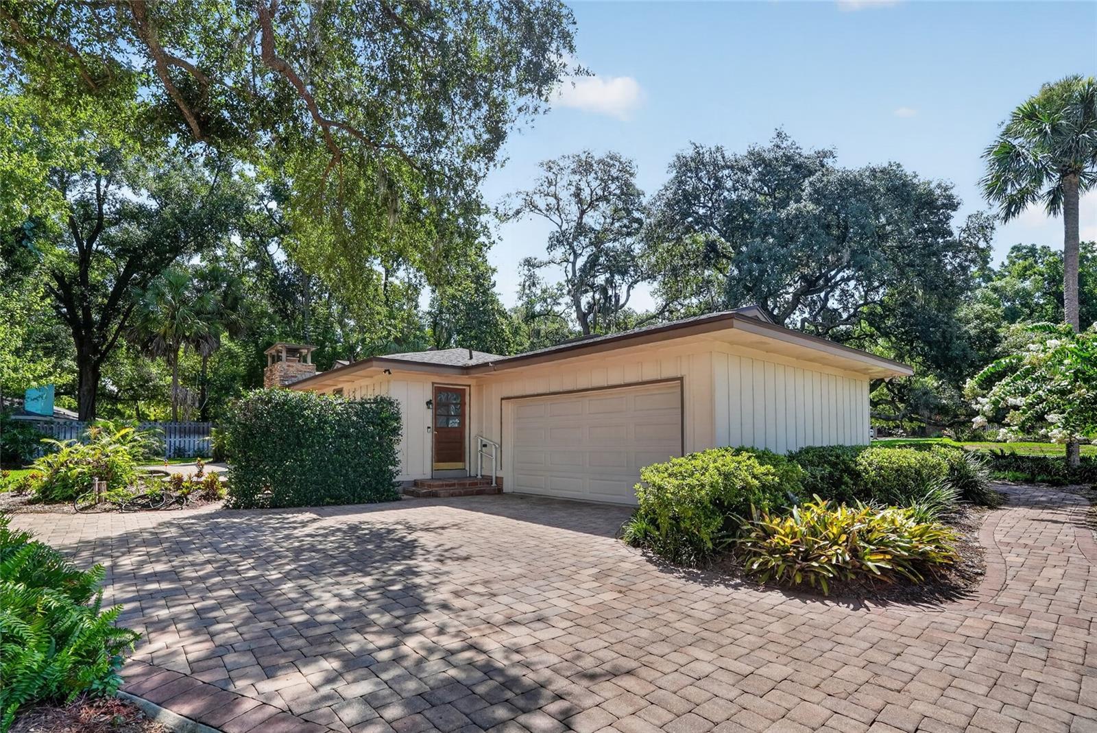 WINDERMERE DOWNS - Residential