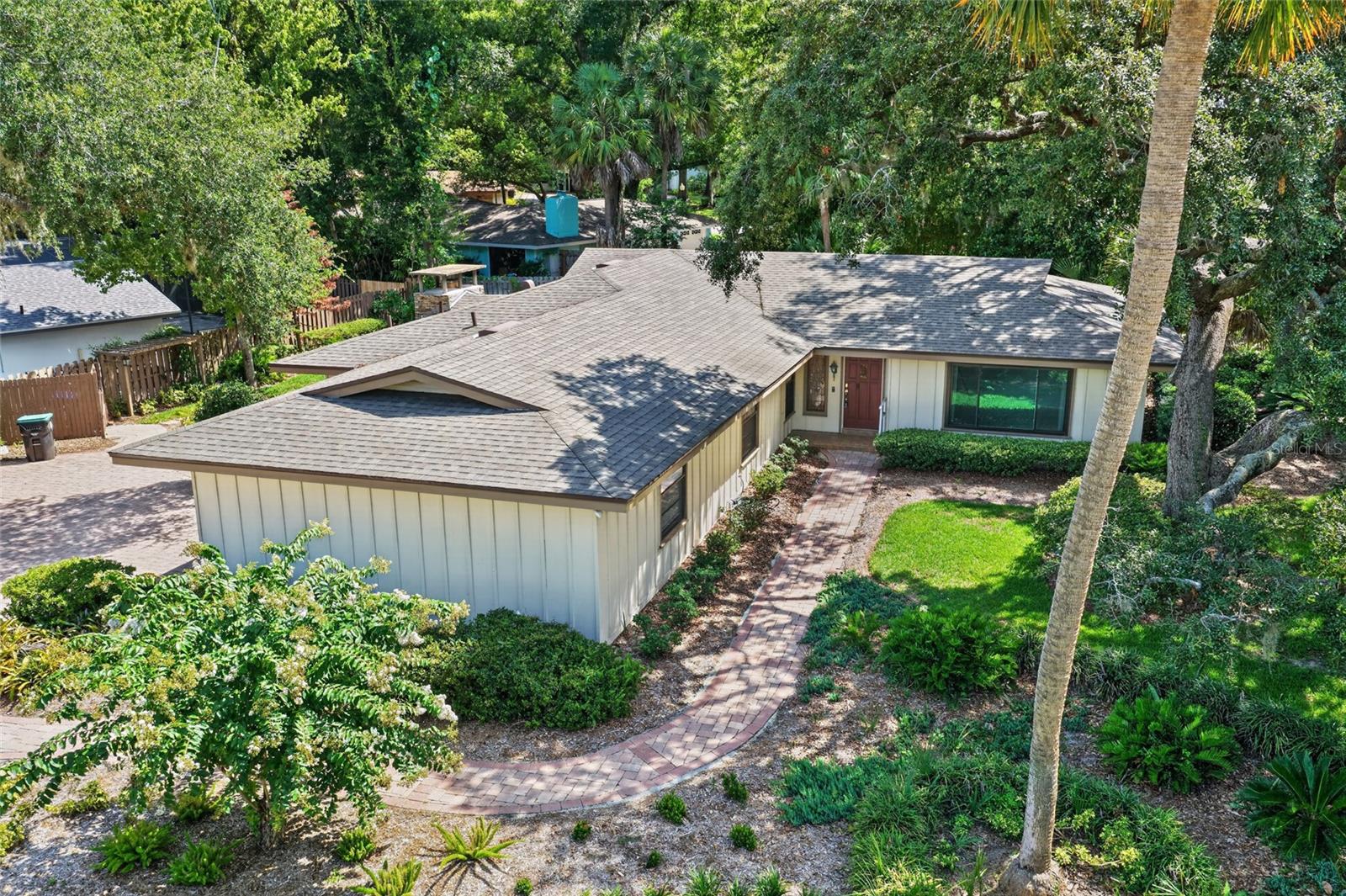 WINDERMERE DOWNS - Residential