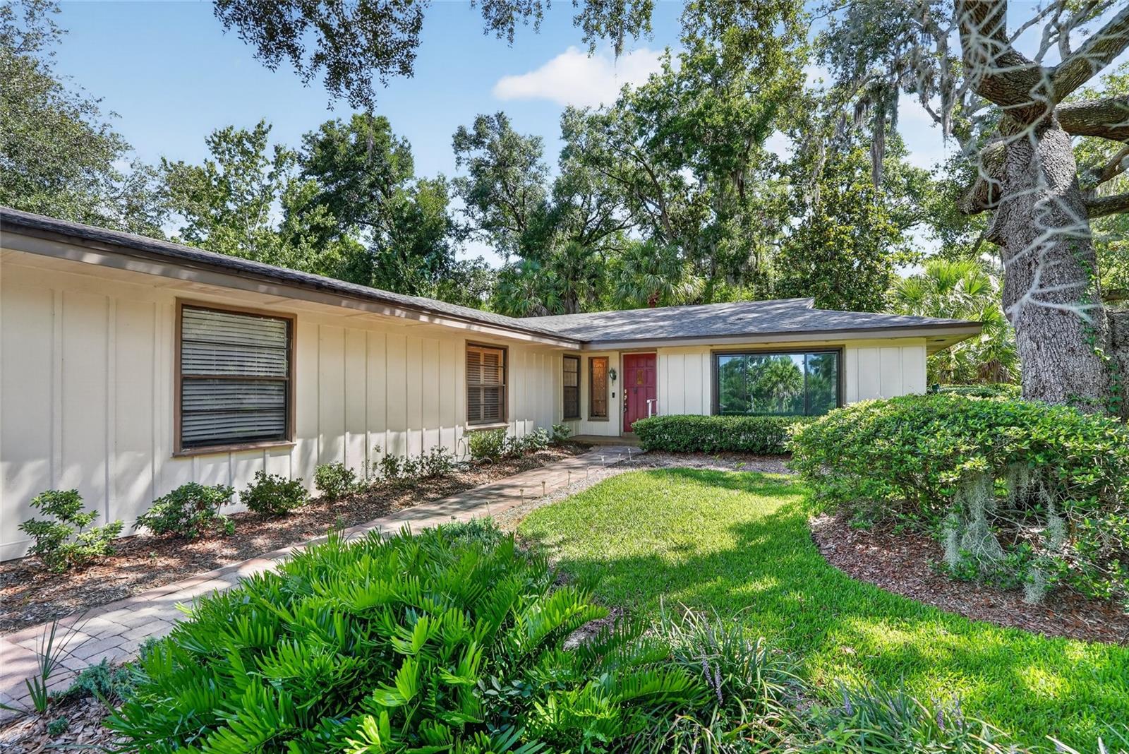 WINDERMERE DOWNS - Residential