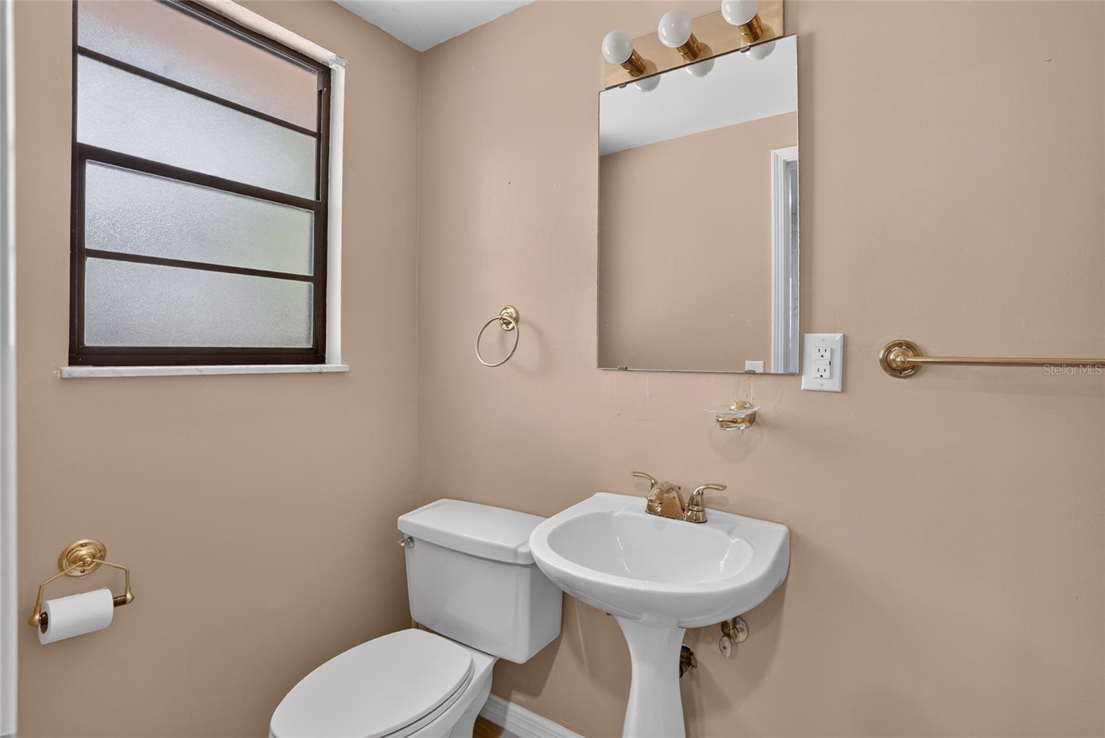 WINDERMERE DOWNS - Residential