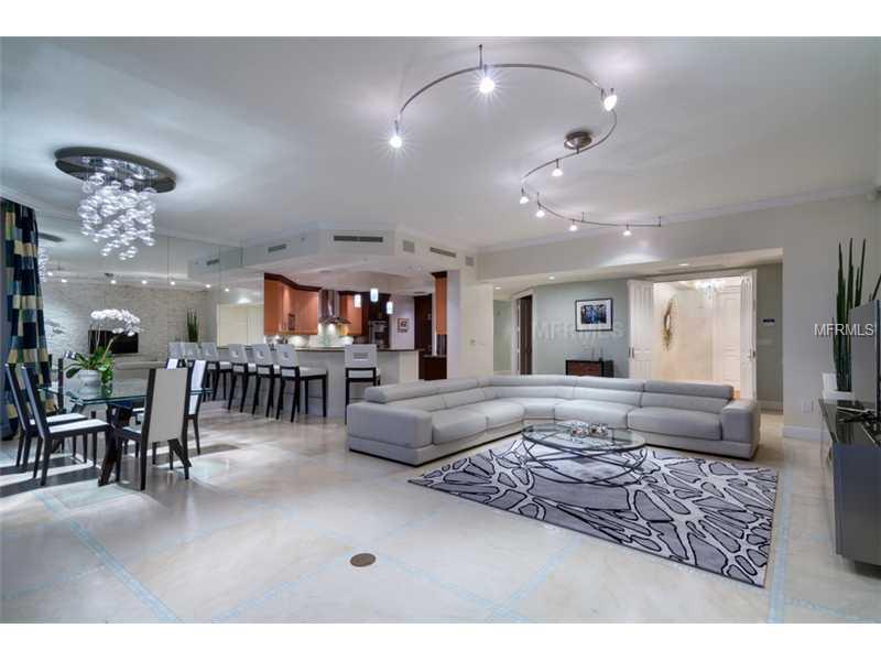 BEACH RESIDENCES - Residential