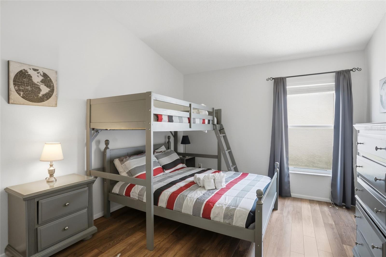 HAMPTON ESTATES - Residential