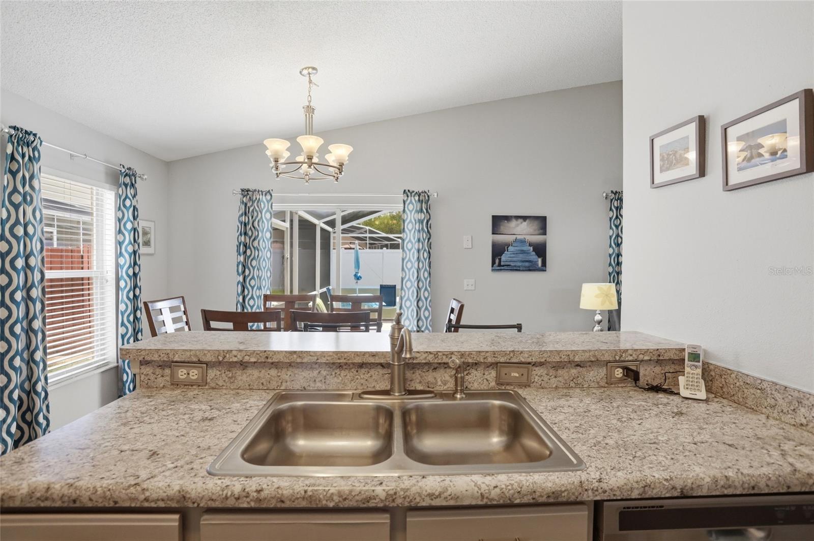 HAMPTON ESTATES - Residential