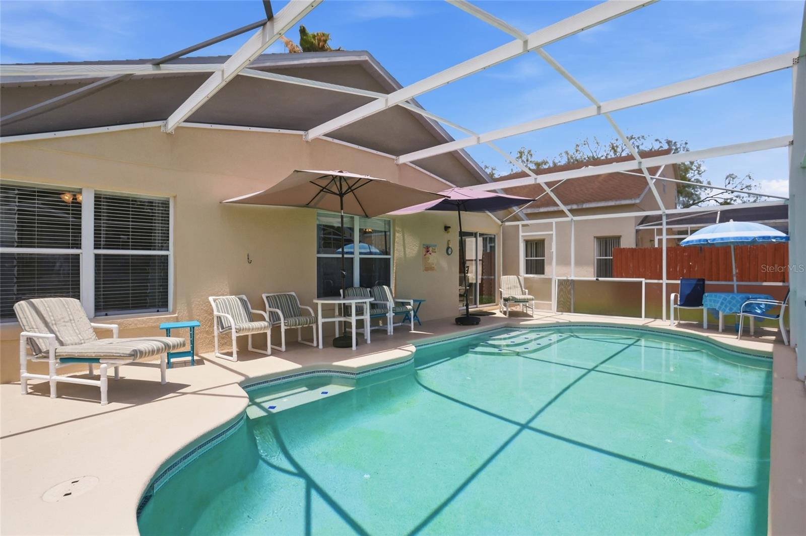 HAMPTON ESTATES - Residential