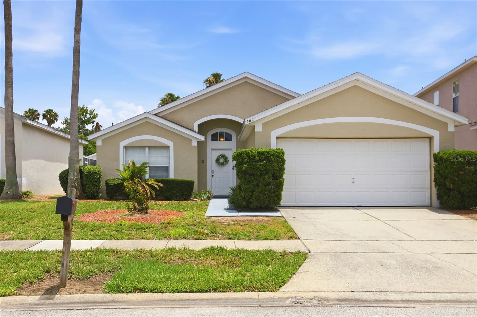 HAMPTON ESTATES - Residential