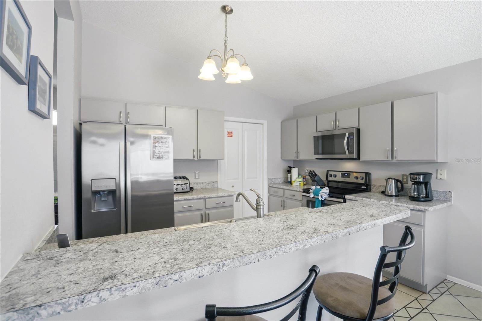 HAMPTON ESTATES - Residential