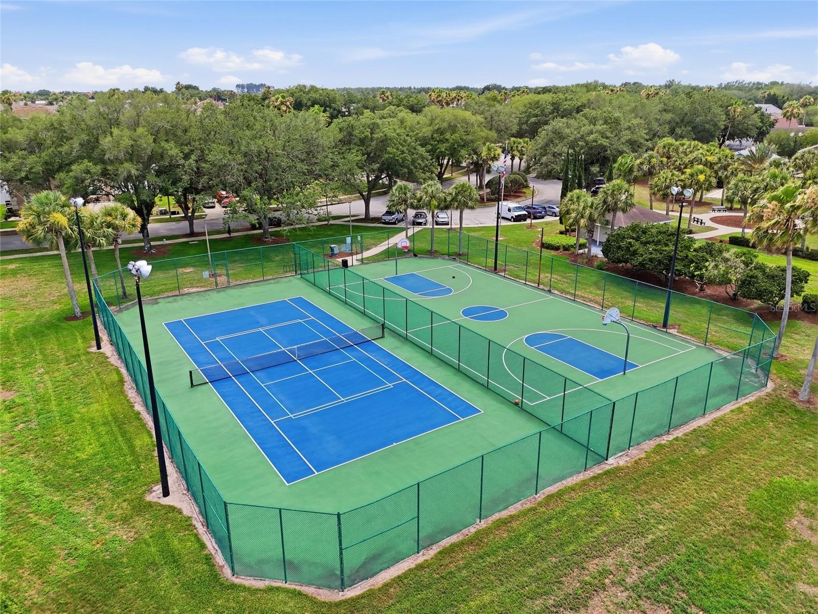 HAMPTON ESTATES - Residential