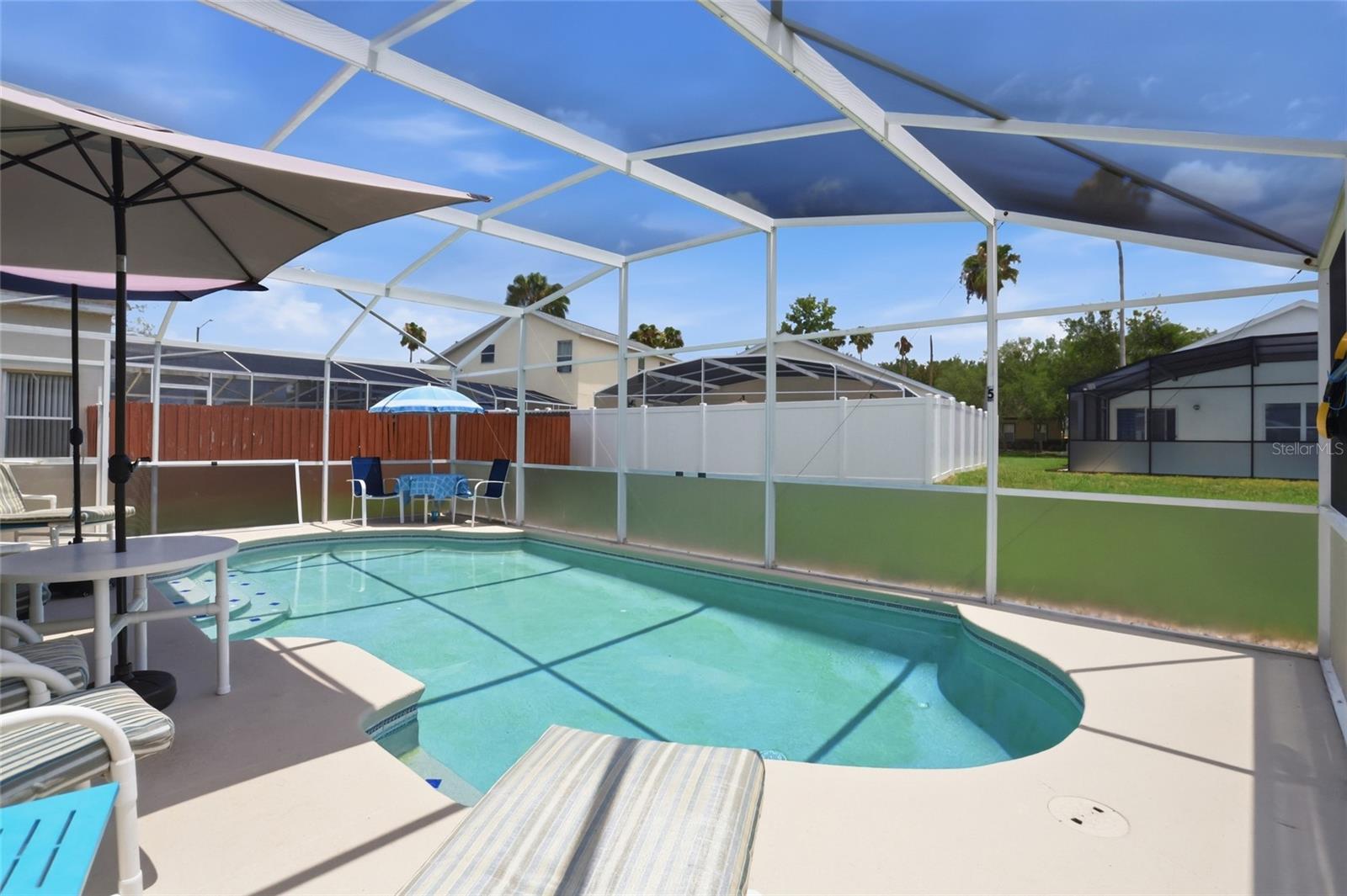 HAMPTON ESTATES - Residential