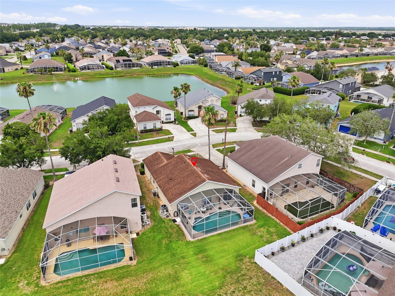 HAMPTON ESTATES - Residential