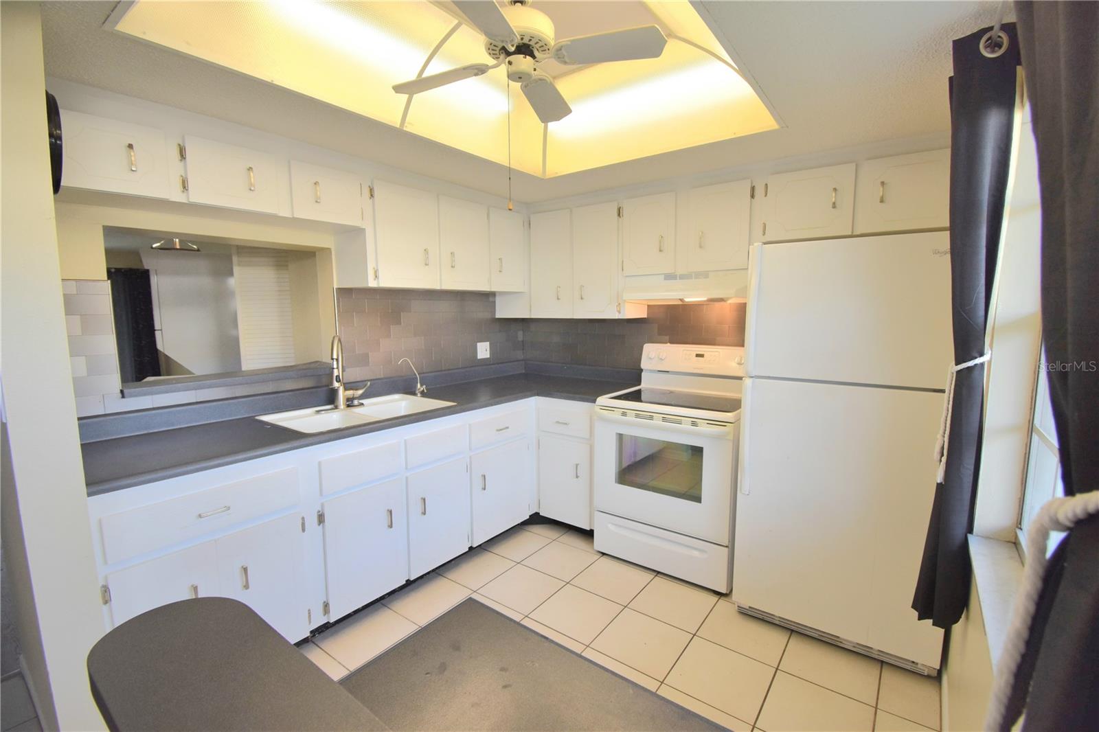 HEATHER LAKE APTS CONDO - Residential