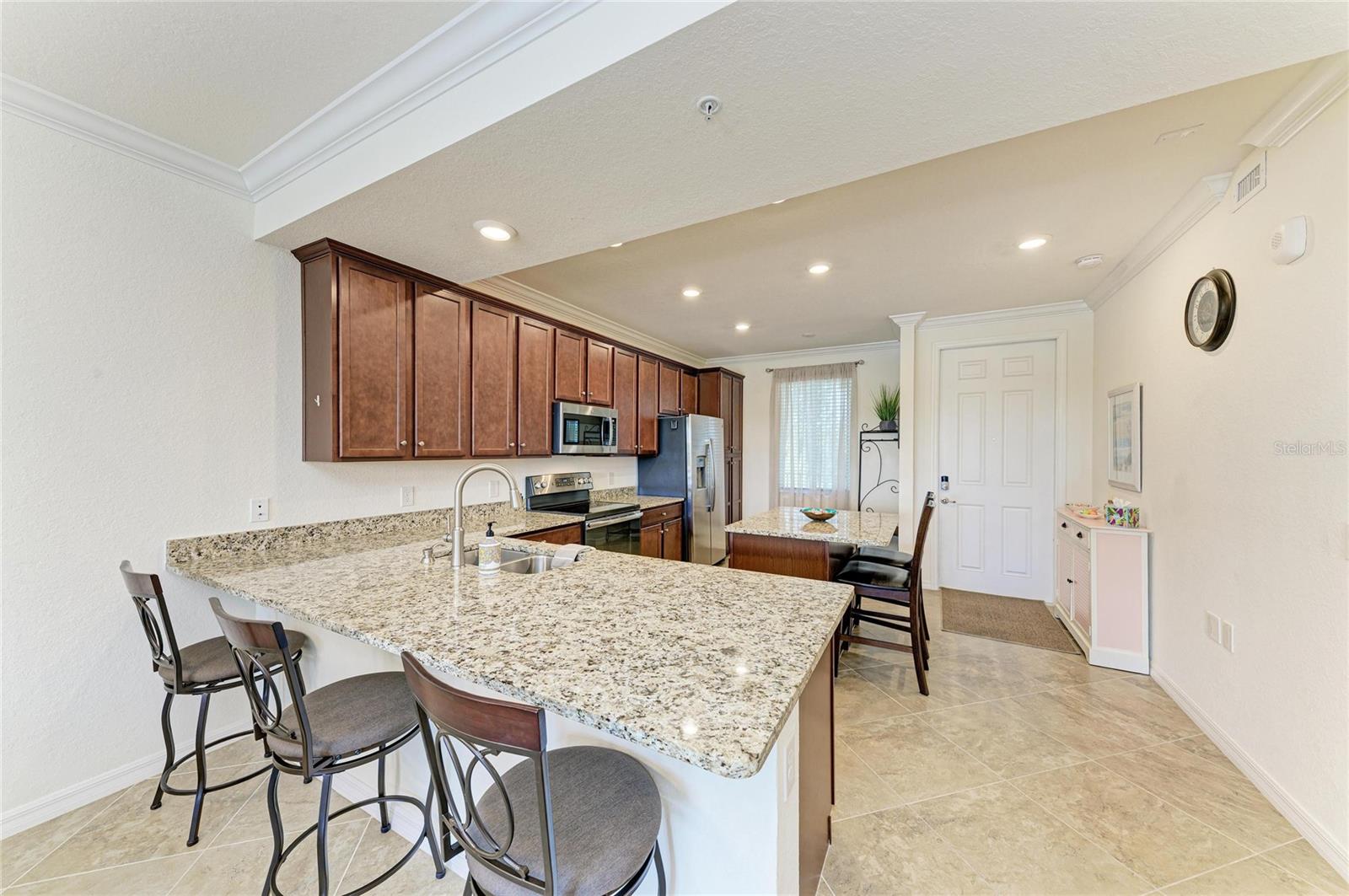 LAKEWOOD NATIONAL - Residential