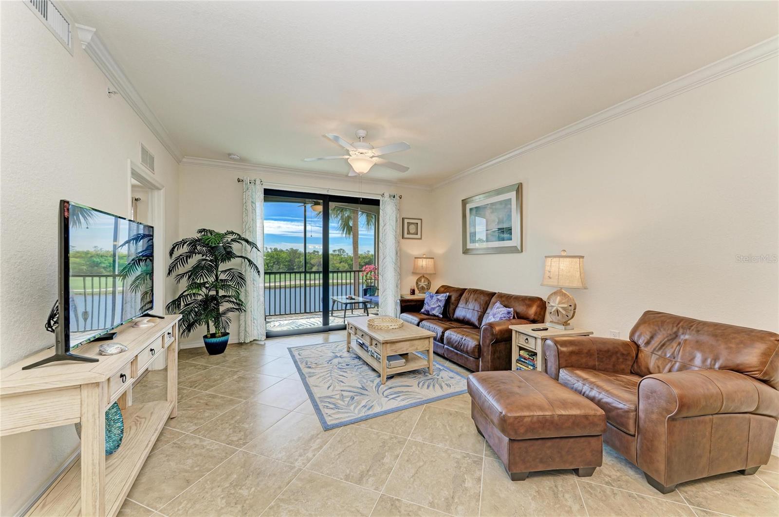 LAKEWOOD NATIONAL - Residential