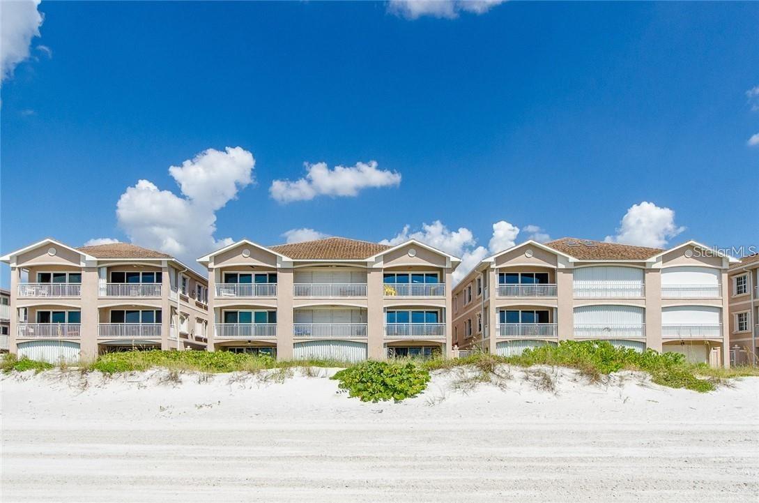 BELLA PLAYA TWNHMS - Residential