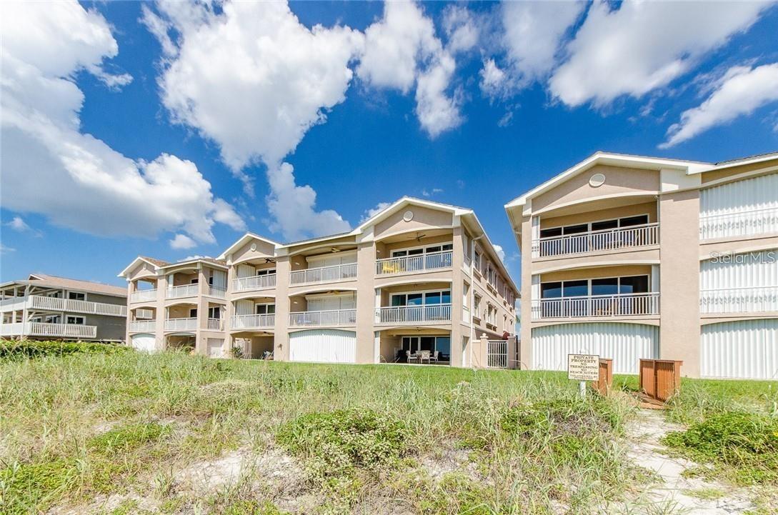 BELLA PLAYA TWNHMS - Residential