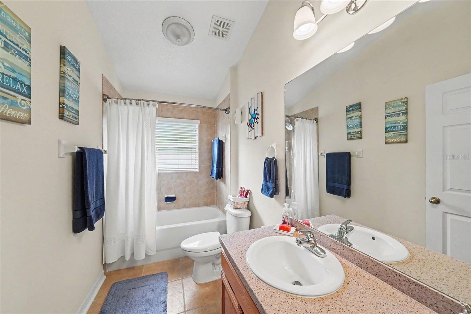 ROSE HAVEN PH 01 - Residential