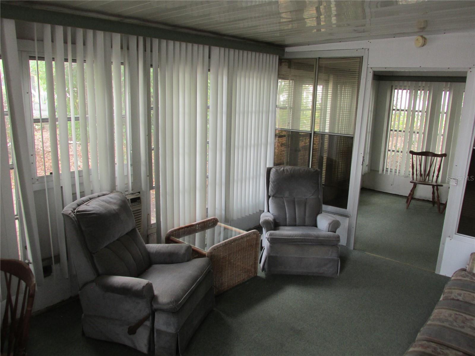 SADDLEBAG LAKE - Residential