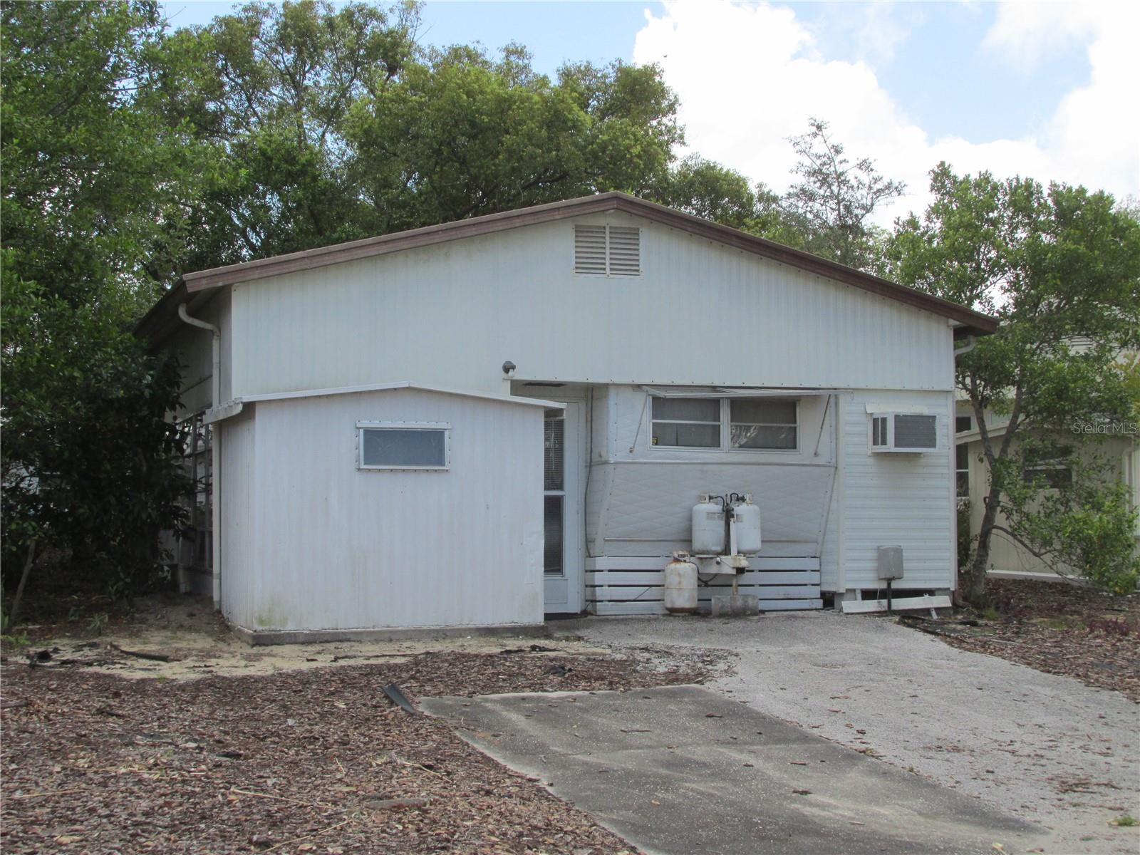 SADDLEBAG LAKE - Residential