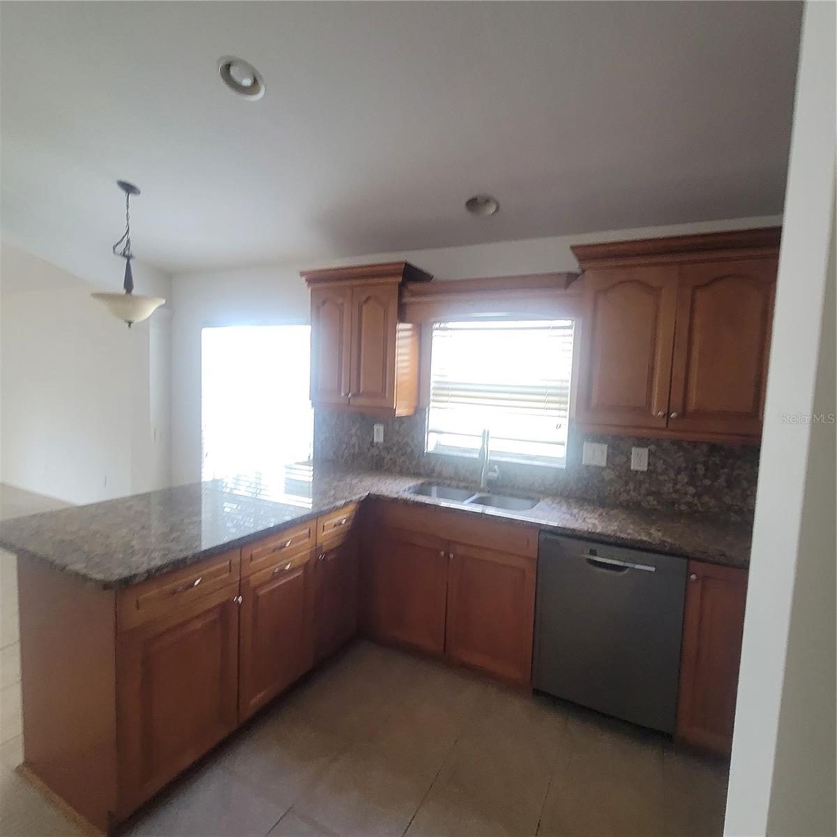 OAKSTEAD PRCL 05 - Residential Lease