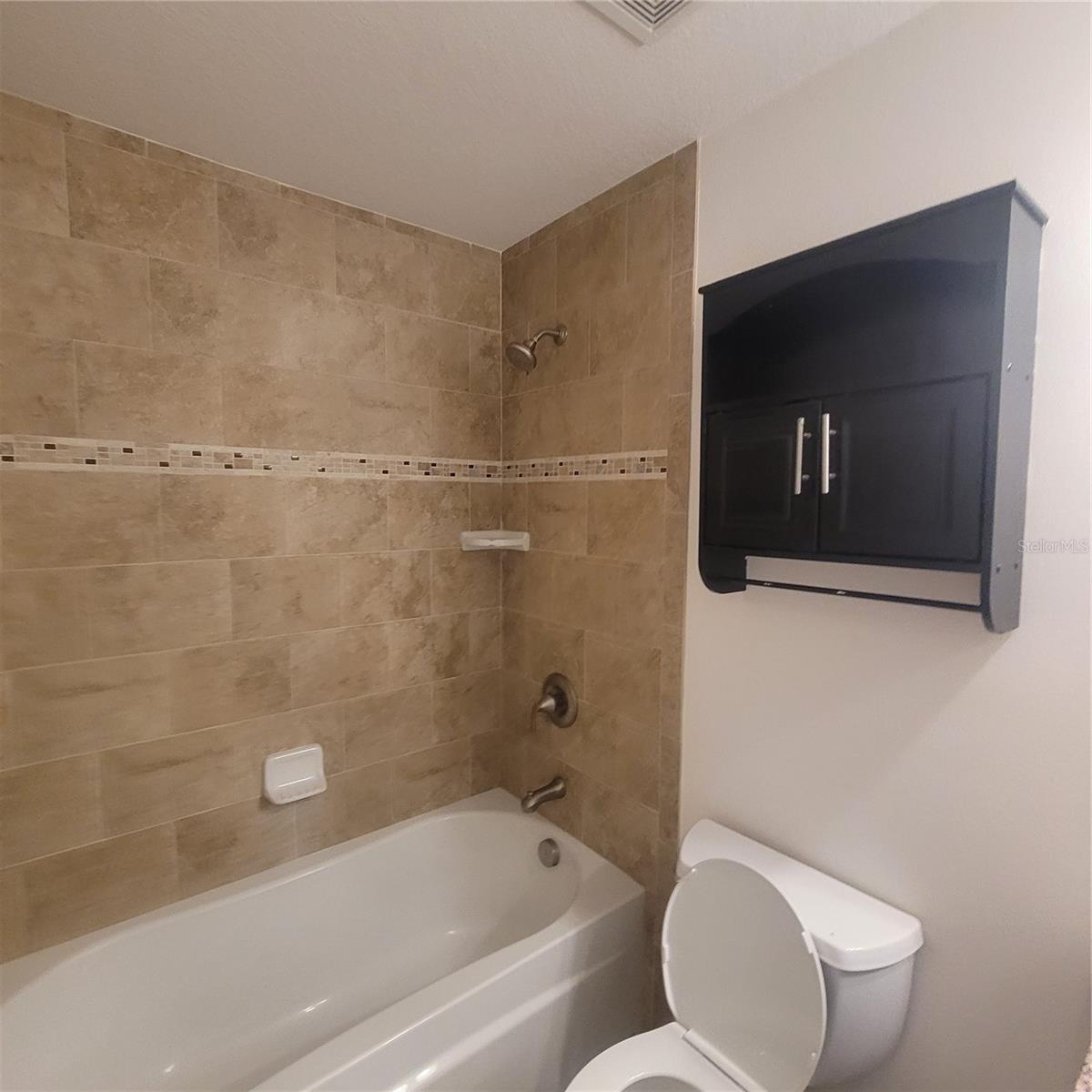 OAKSTEAD PRCL 05 - Residential Lease