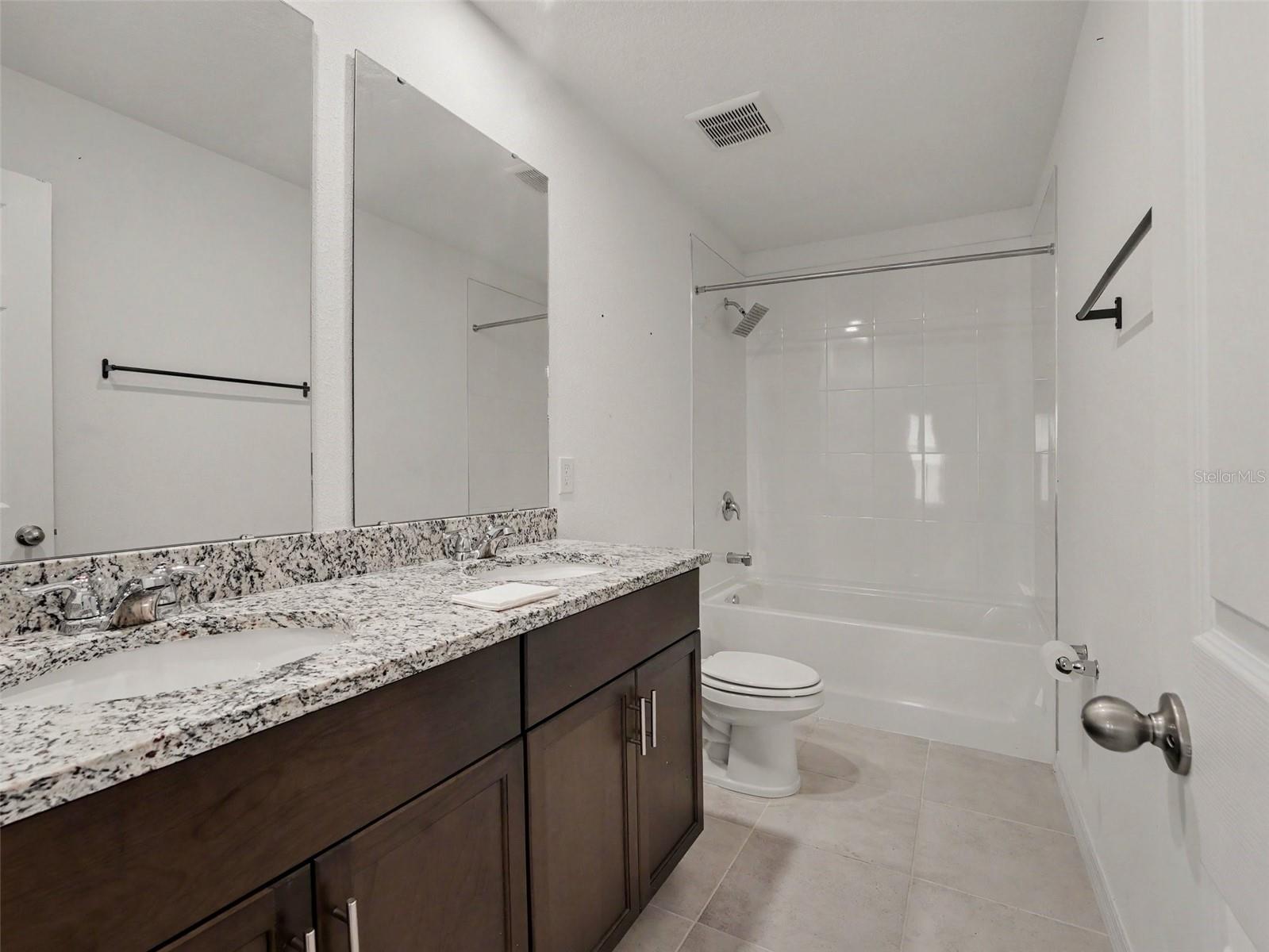 VILLAMAR PH 5 - Residential