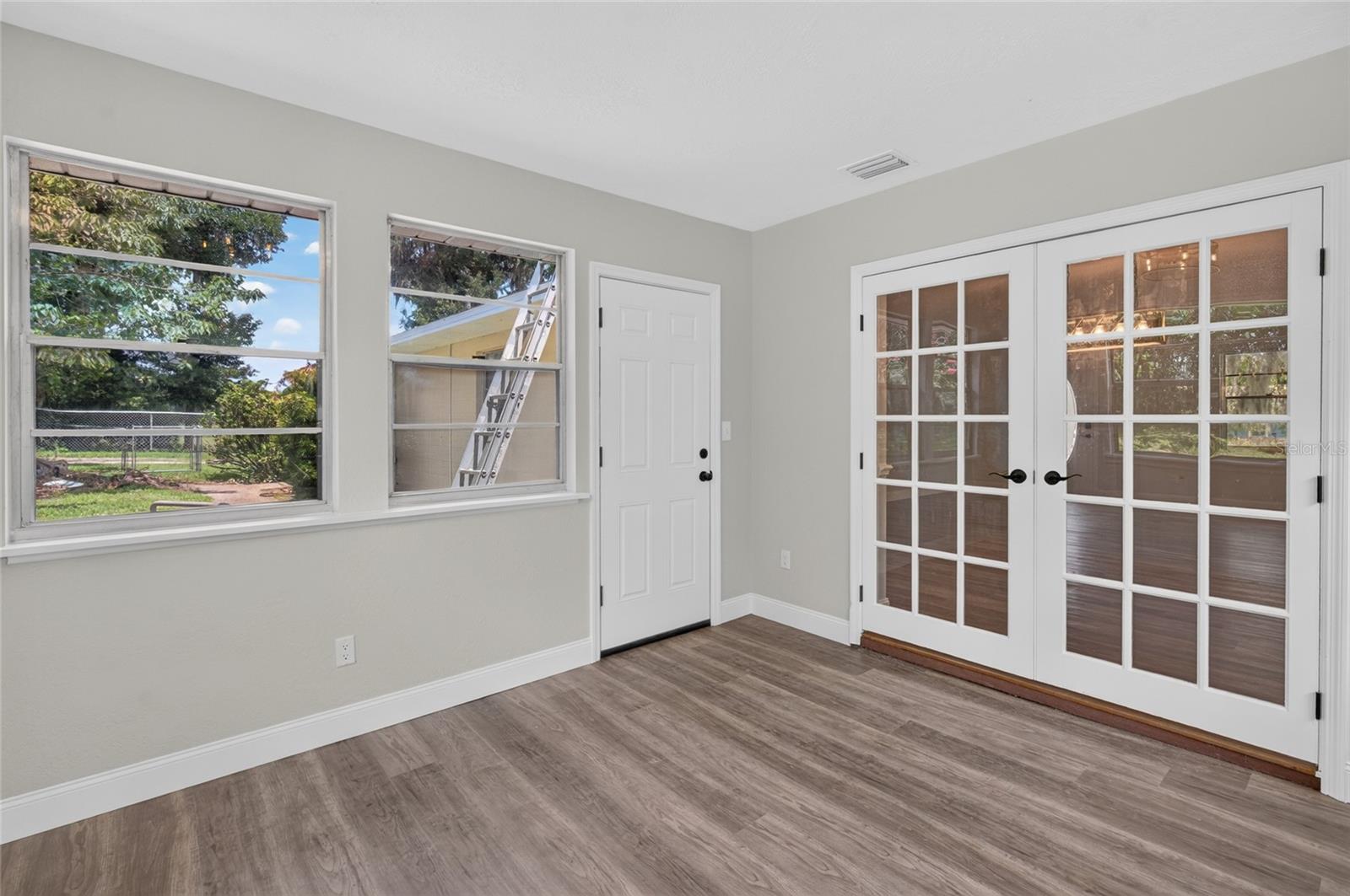 ELEVEN OAKS ADD 01 - Residential