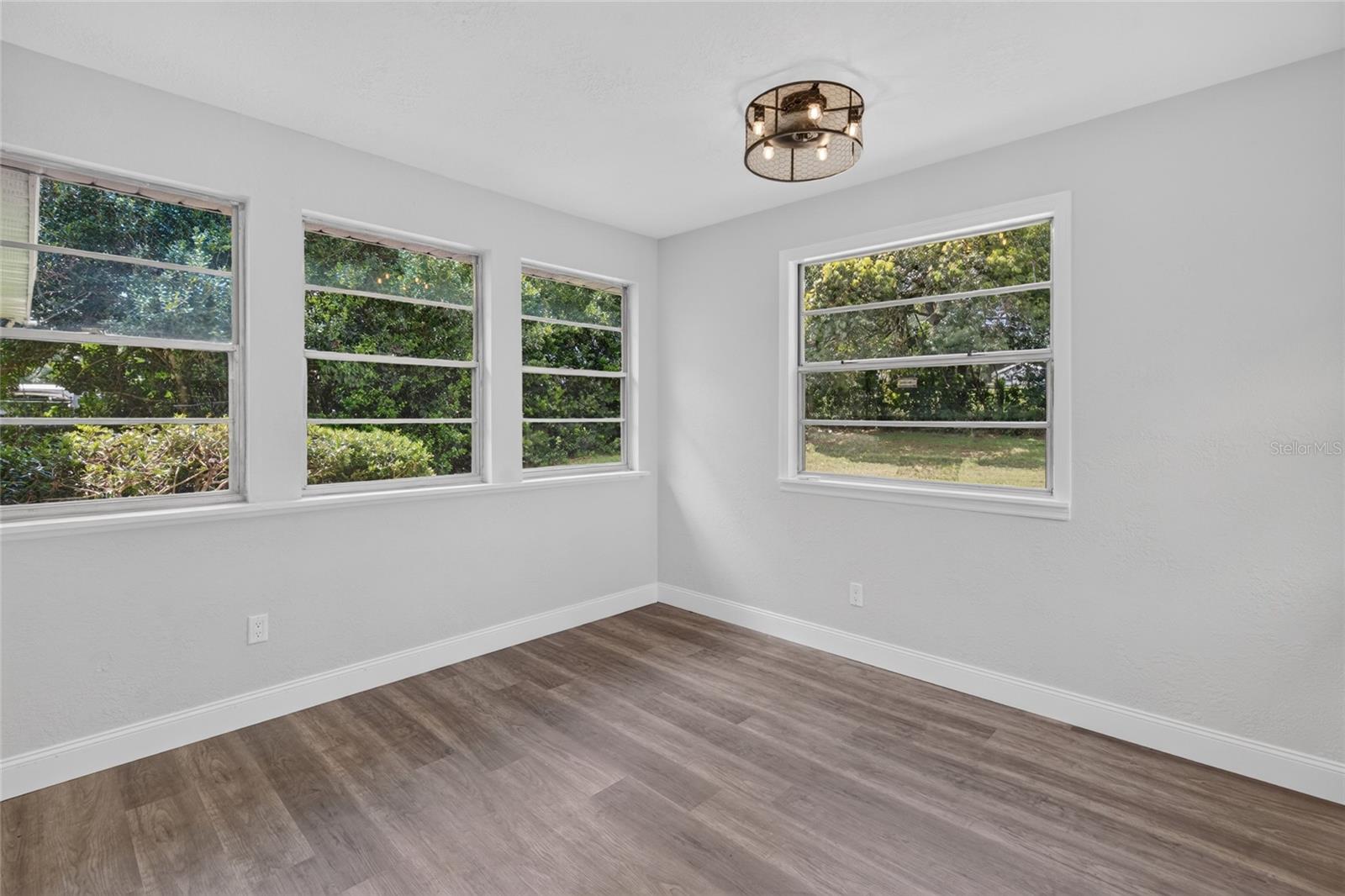 ELEVEN OAKS ADD 01 - Residential
