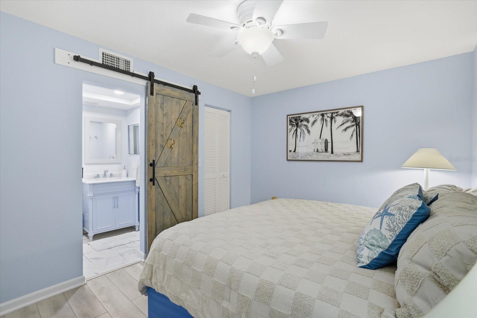 COUNTRY CLUB APTS - Residential