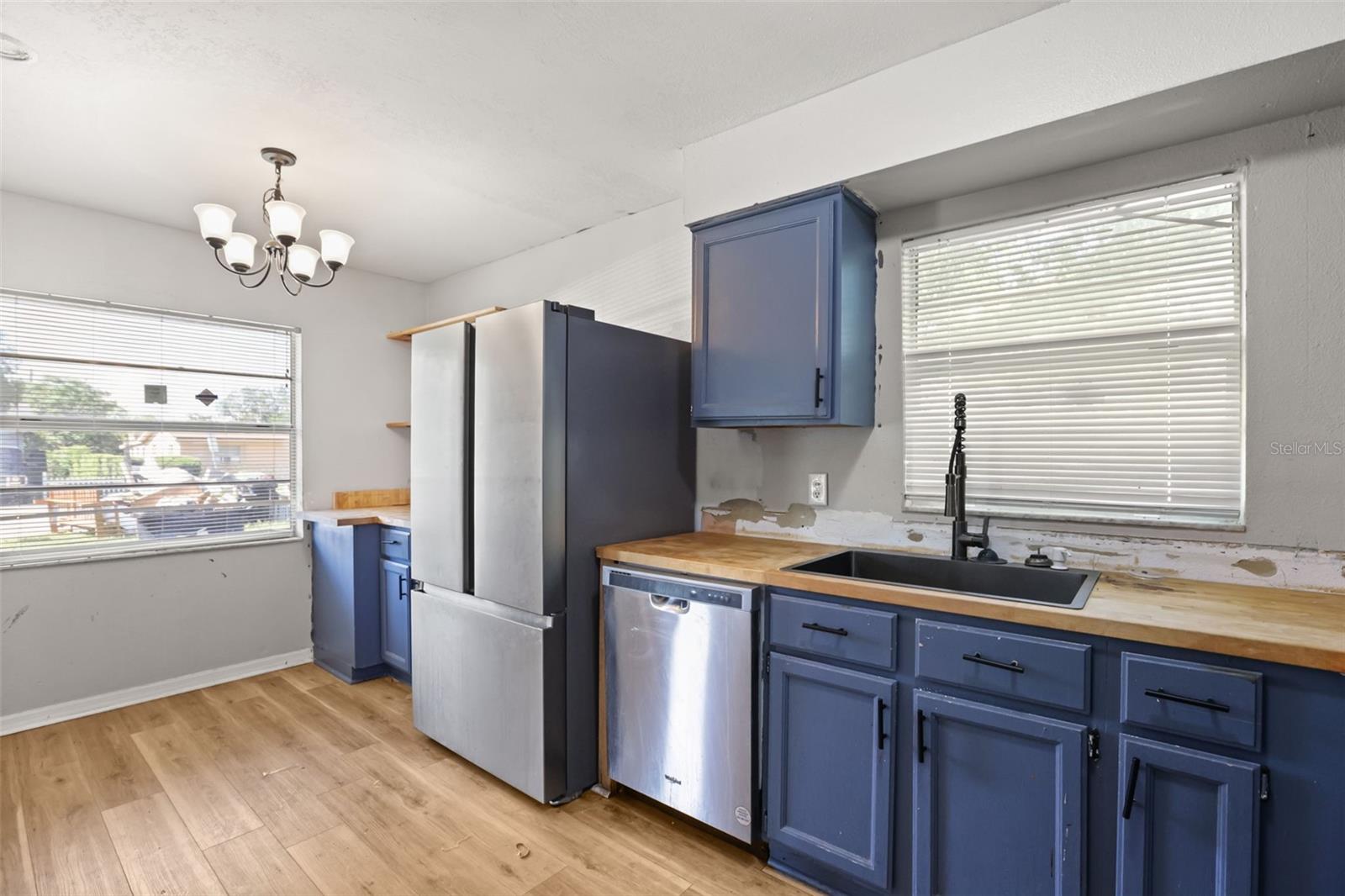 PLYMOUTH HILLS - Residential