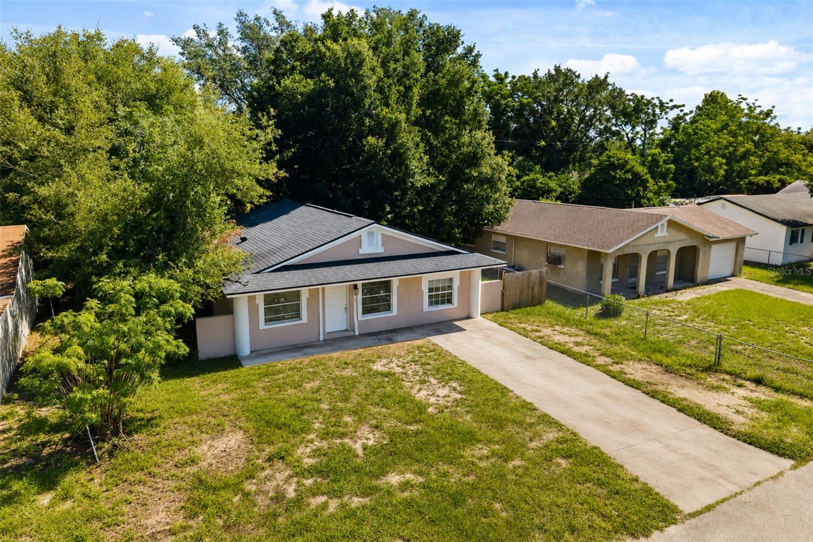 PLYMOUTH HILLS - Residential