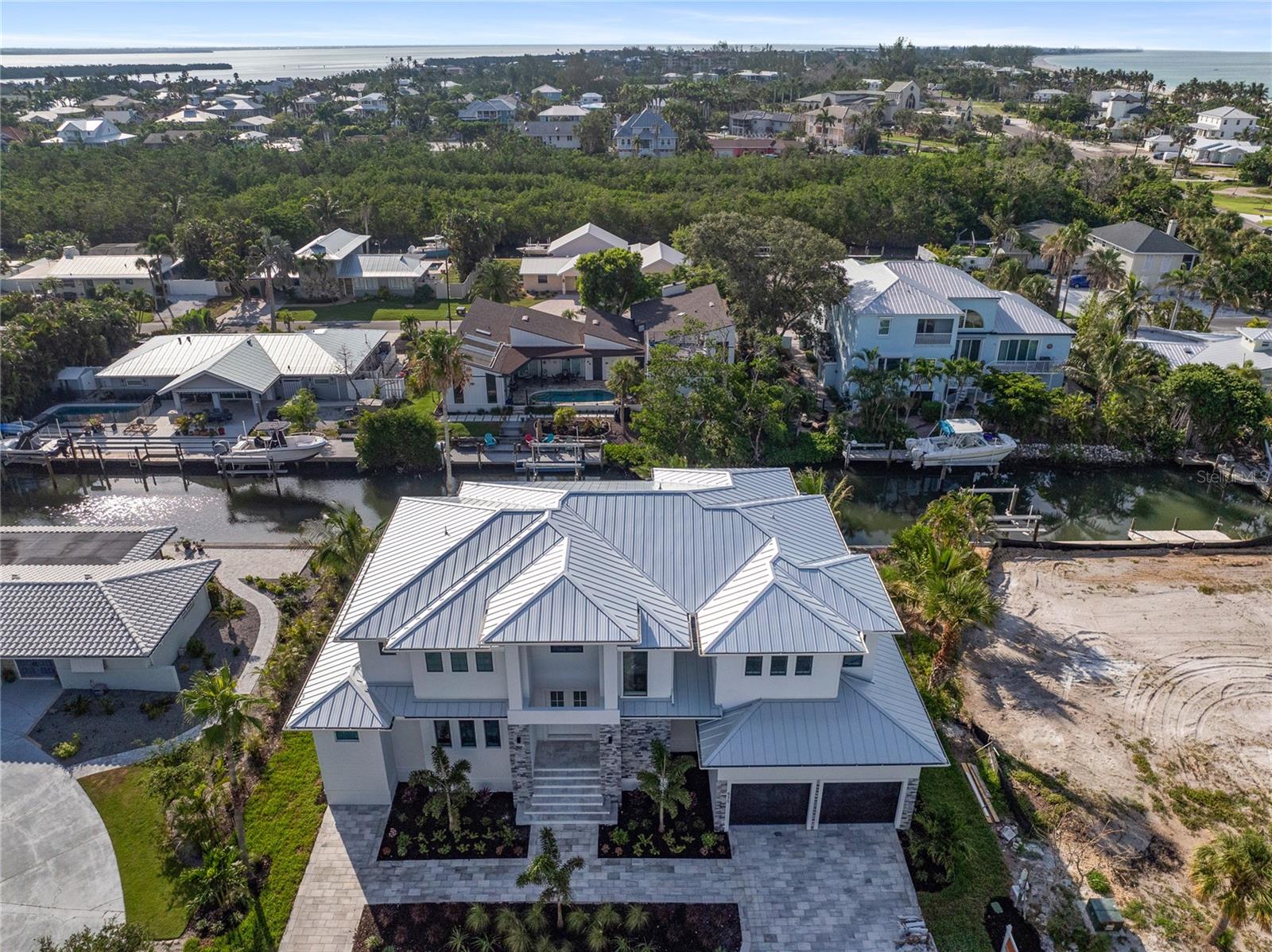 SLEEPY LAGOON PARK - Residential