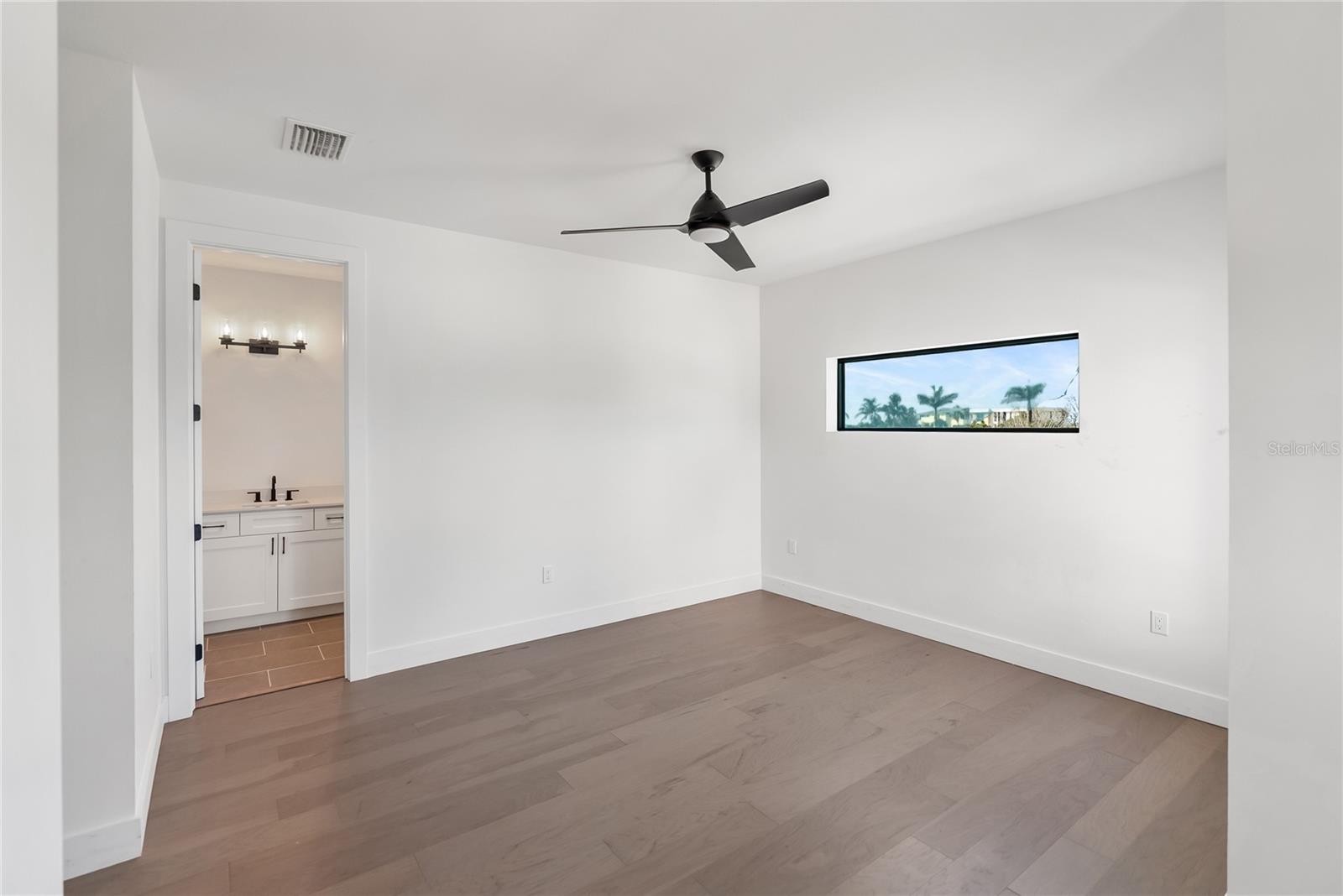 SLEEPY LAGOON PARK - Residential
