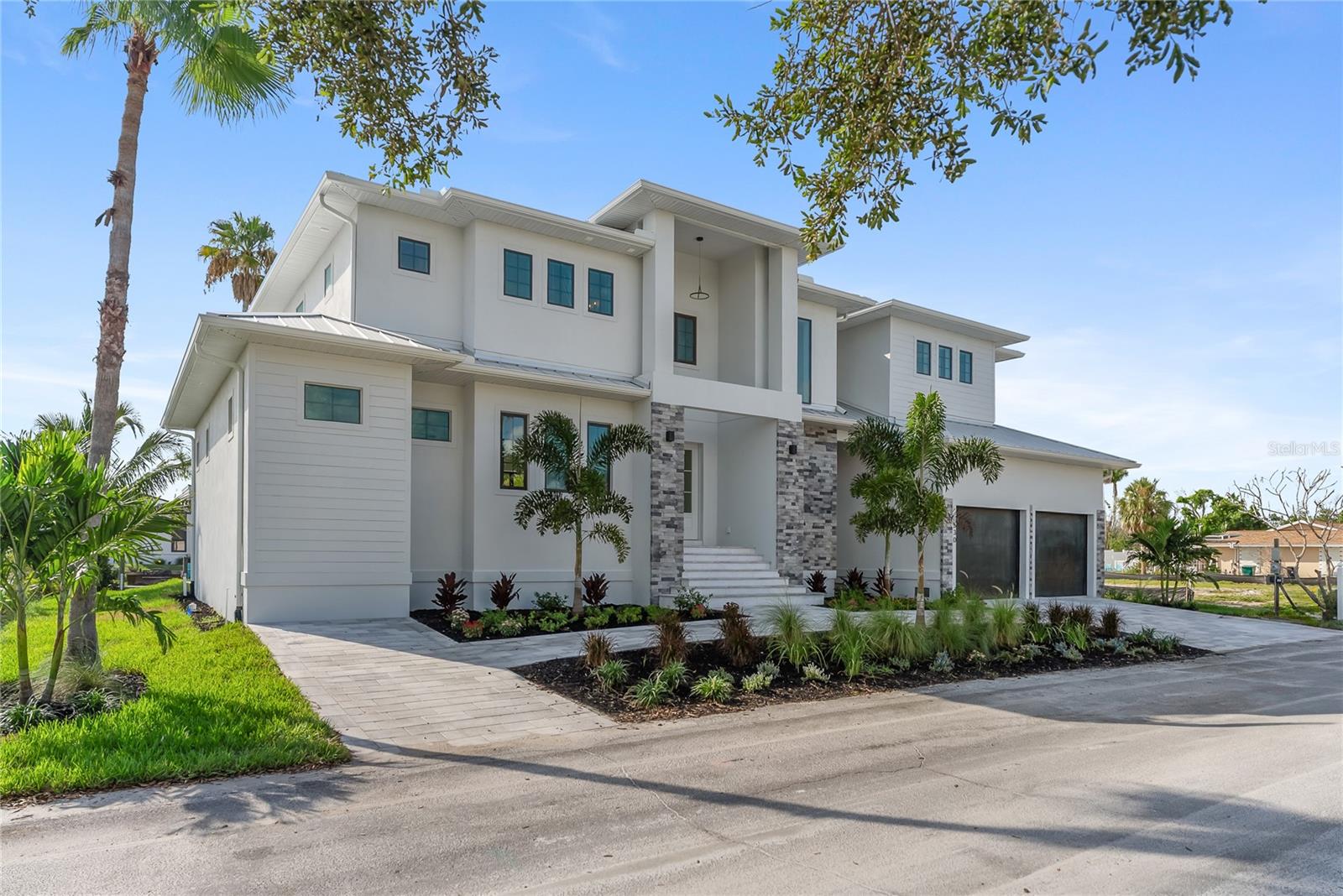 SLEEPY LAGOON PARK - Residential